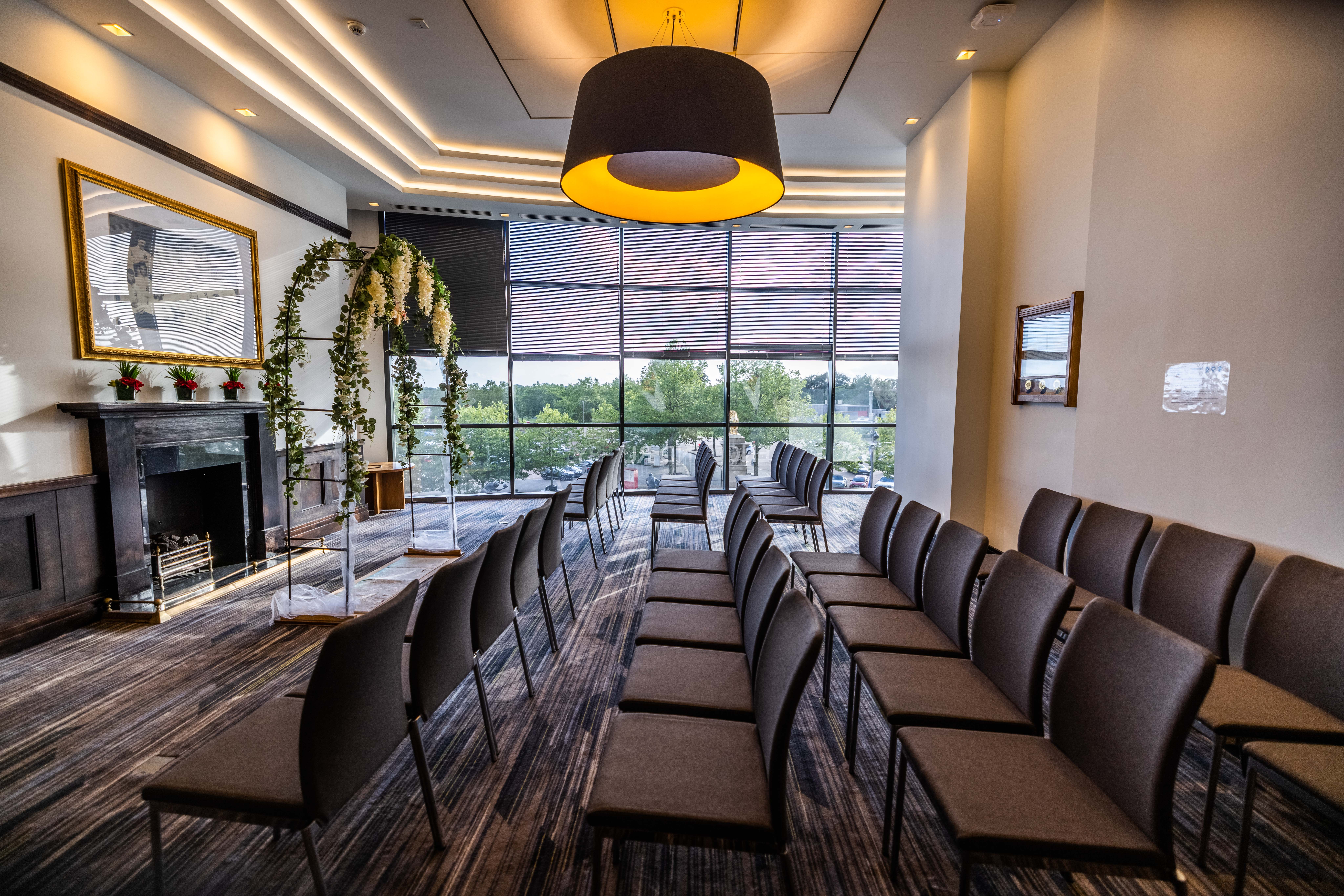 Council Room at Allianz Stadium, Twickenham: elegant meeting space for events.