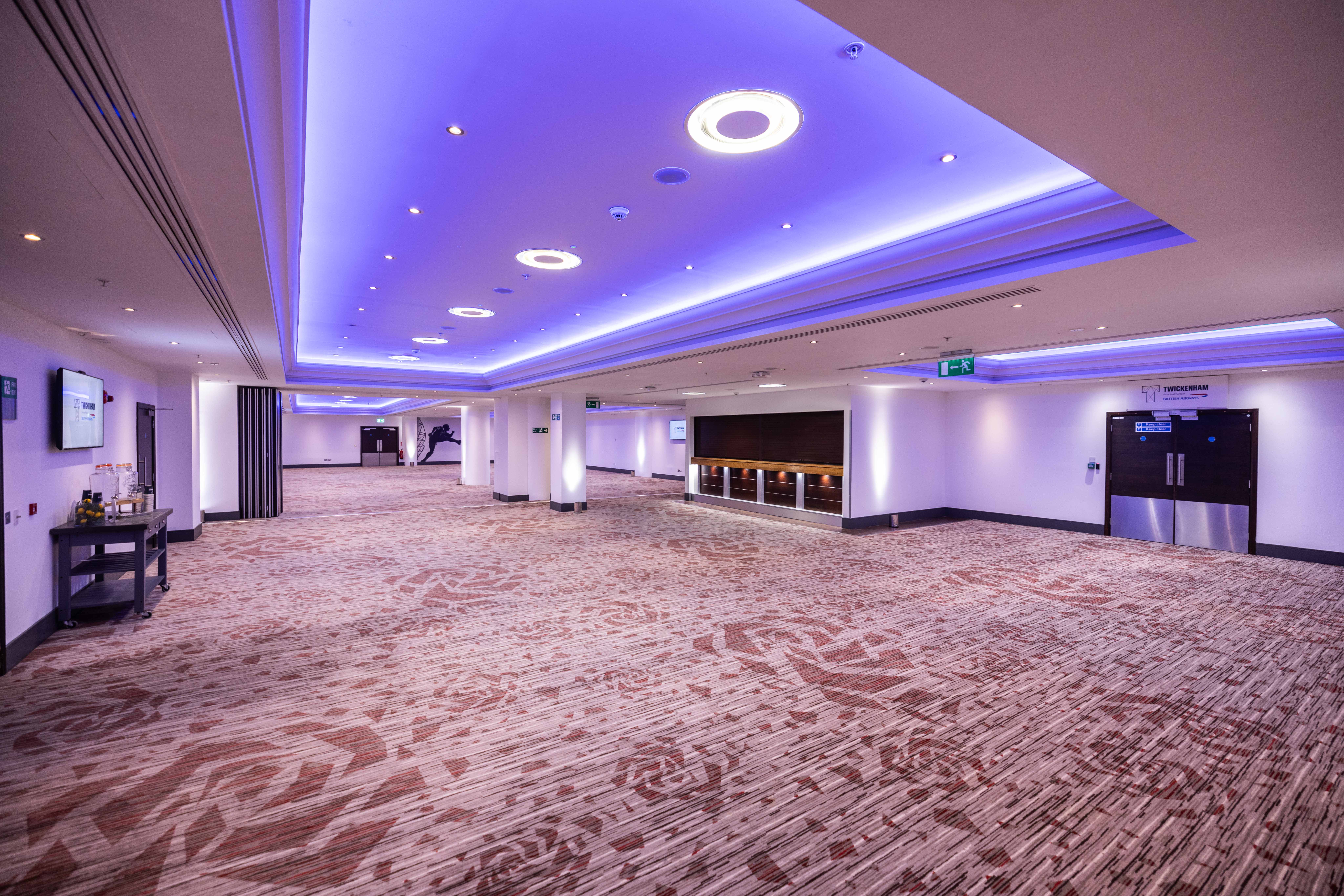 Shakespeare Suite - pgumhoyp2b0.jpg