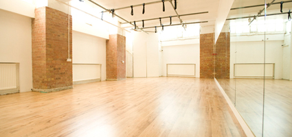 Old Street Studio 1: versatile event space with polished floors for workshops and meetings.