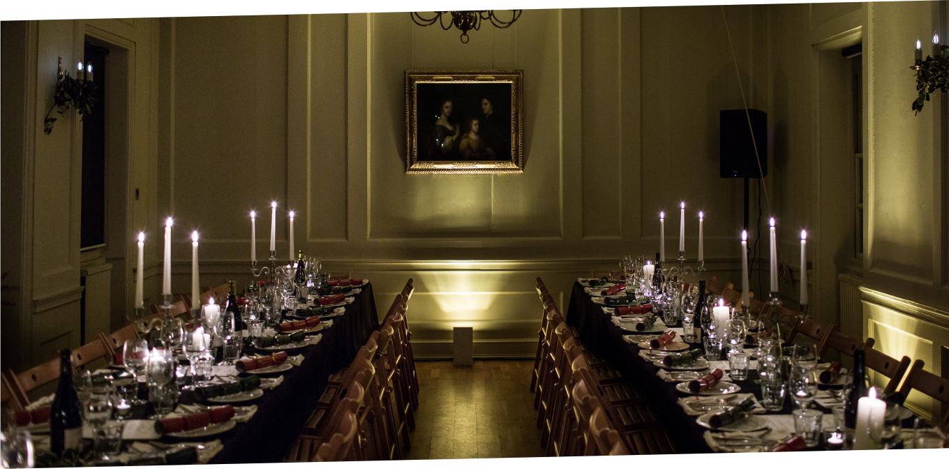 Elegant dining table in Georgian Room, perfect for formal dinners and gala events.