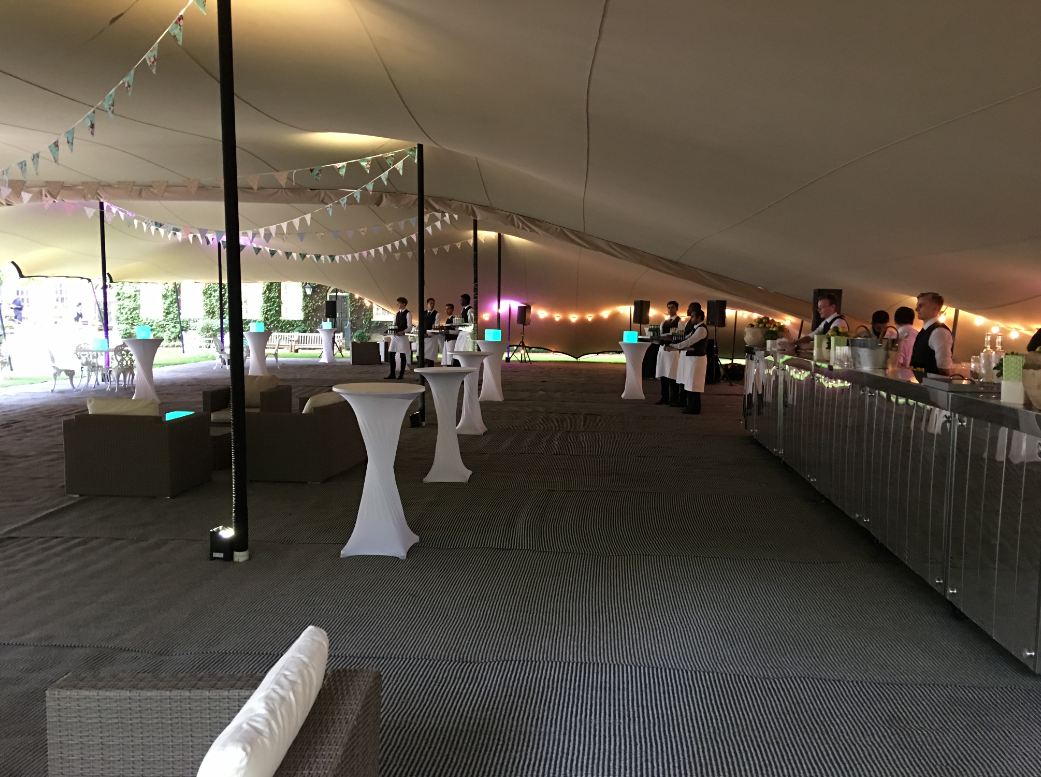 Front Lawns - m21lohptvww.JPG