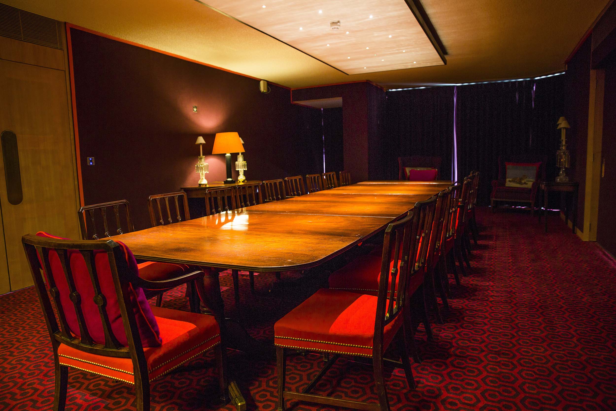 The Dining Room - 1g25slnnns3.jpg