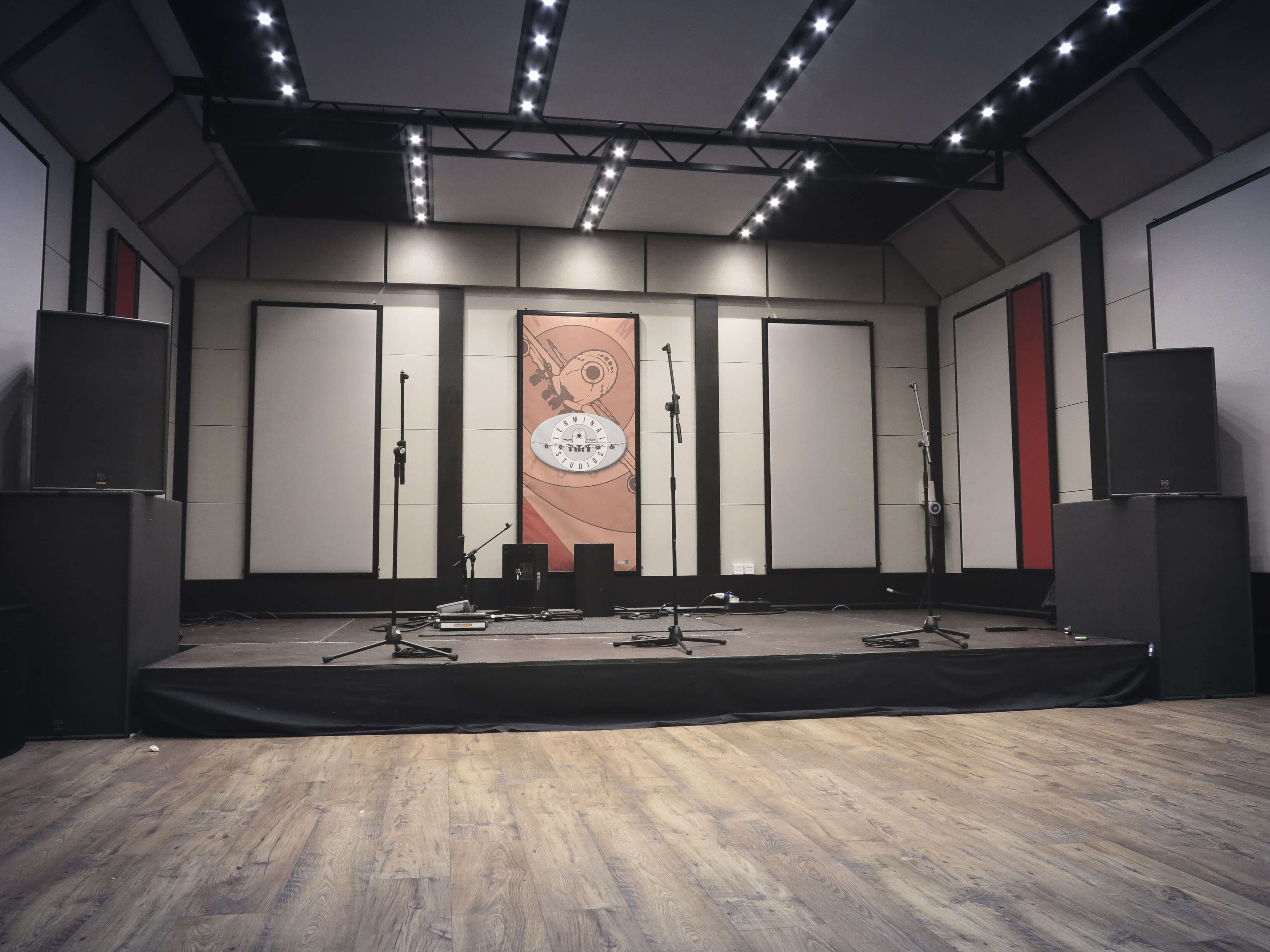 Terminal Studios – London | BOXY system