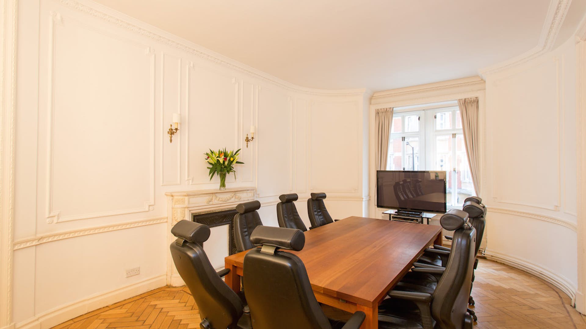 Whole Venue - 0d3eljrmrgl.jpg