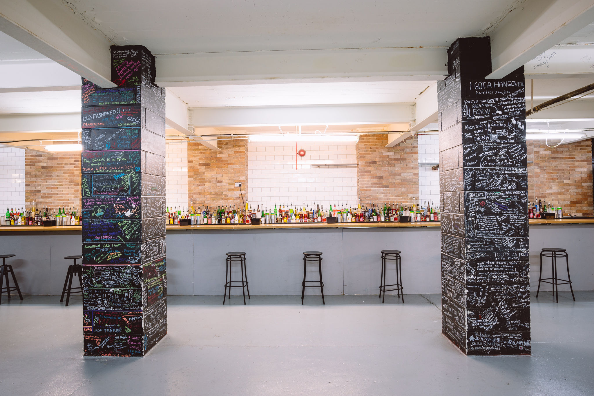 Stylish bar area in London Bartender School, ideal for networking events and gatherings.
