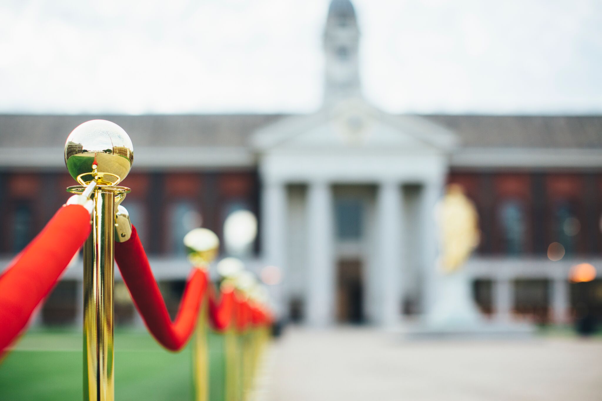 Figure Court - 24hnvngrlm1.jpg