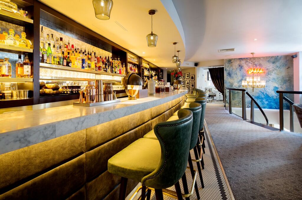 Stylish bar at Hush Mayfair, ideal for networking events and cocktail receptions.