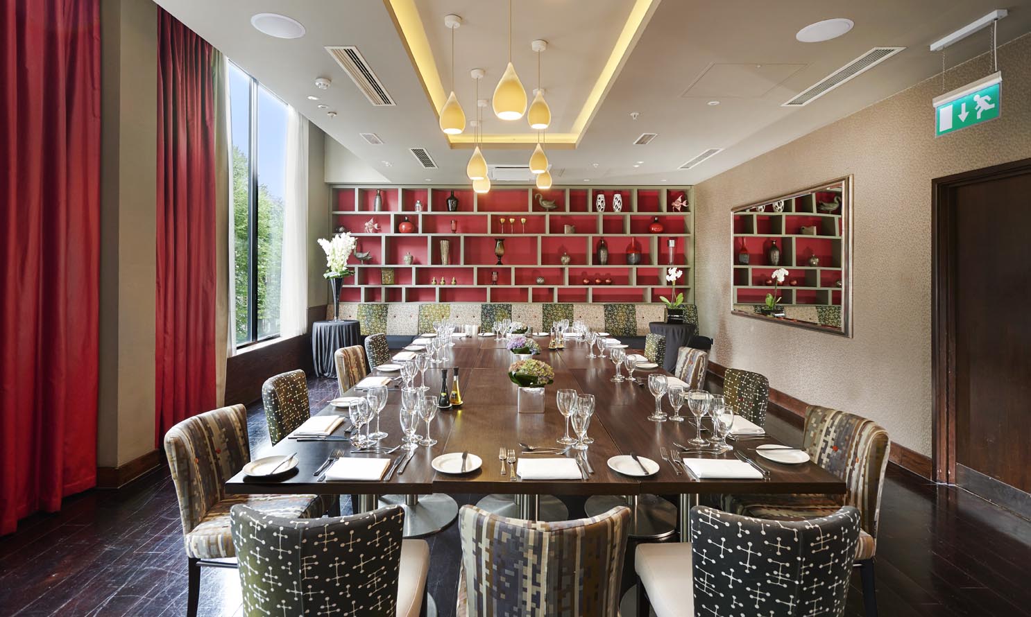 Sophisticated meeting room at Society Restaurant, Hilton London Olympia, ideal for executive events.