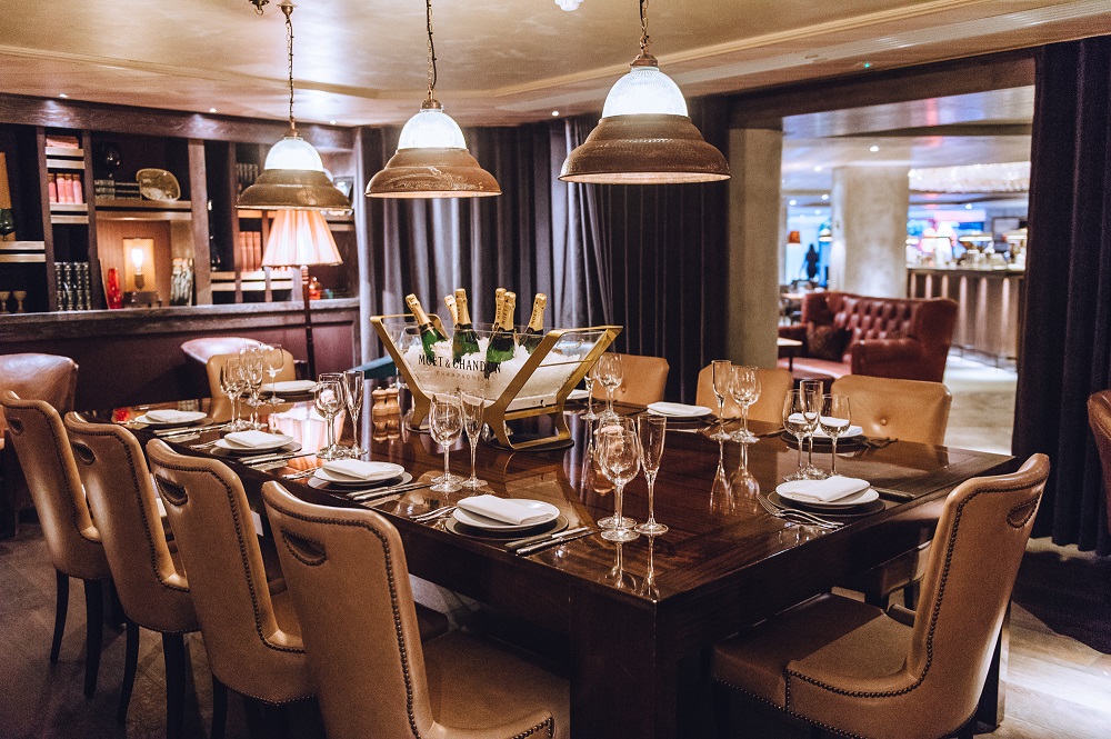 Elegant dining table in Playroom, 100 Wardour Street for corporate dinners and exclusive events.