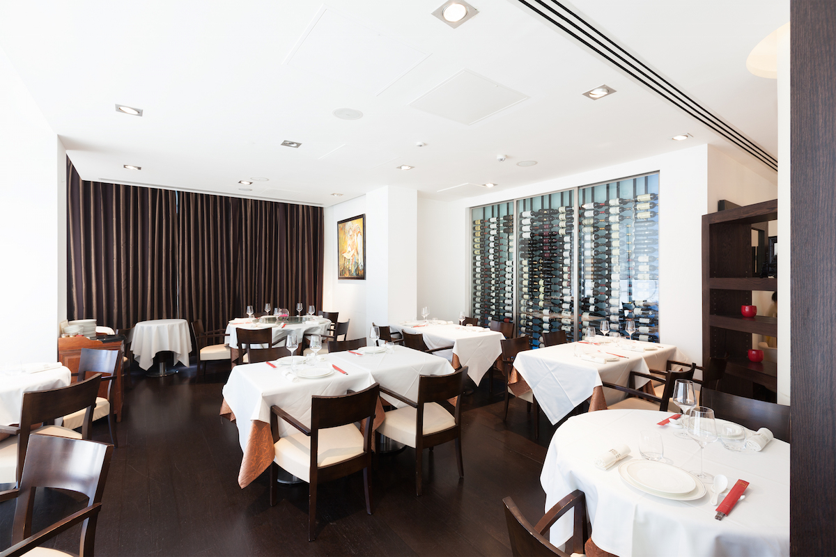 Private Dining Room 2 at Bright Courtyard Club, elegant decor for corporate events.