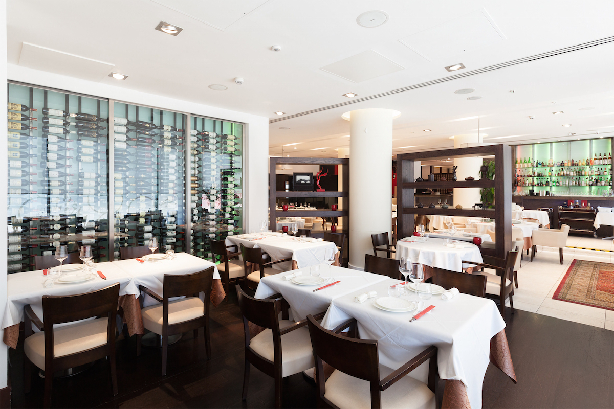 Private Dining Room 2 at Bright Courtyard Club, elegant decor for corporate events.