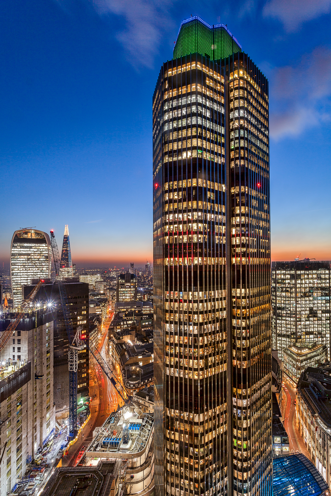 Roof Garden - xzucdm3zaq1.jpg