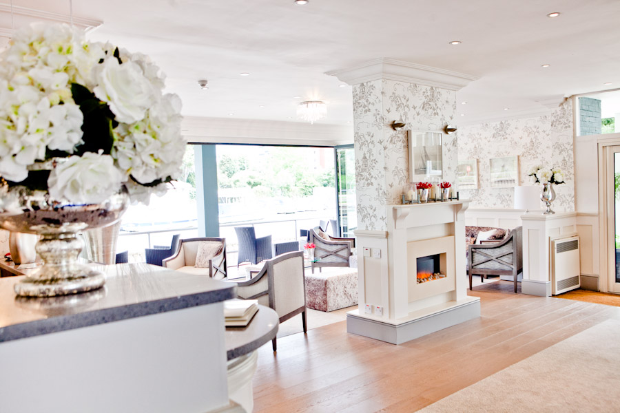 Reception - q32t2wvanmf.jpg