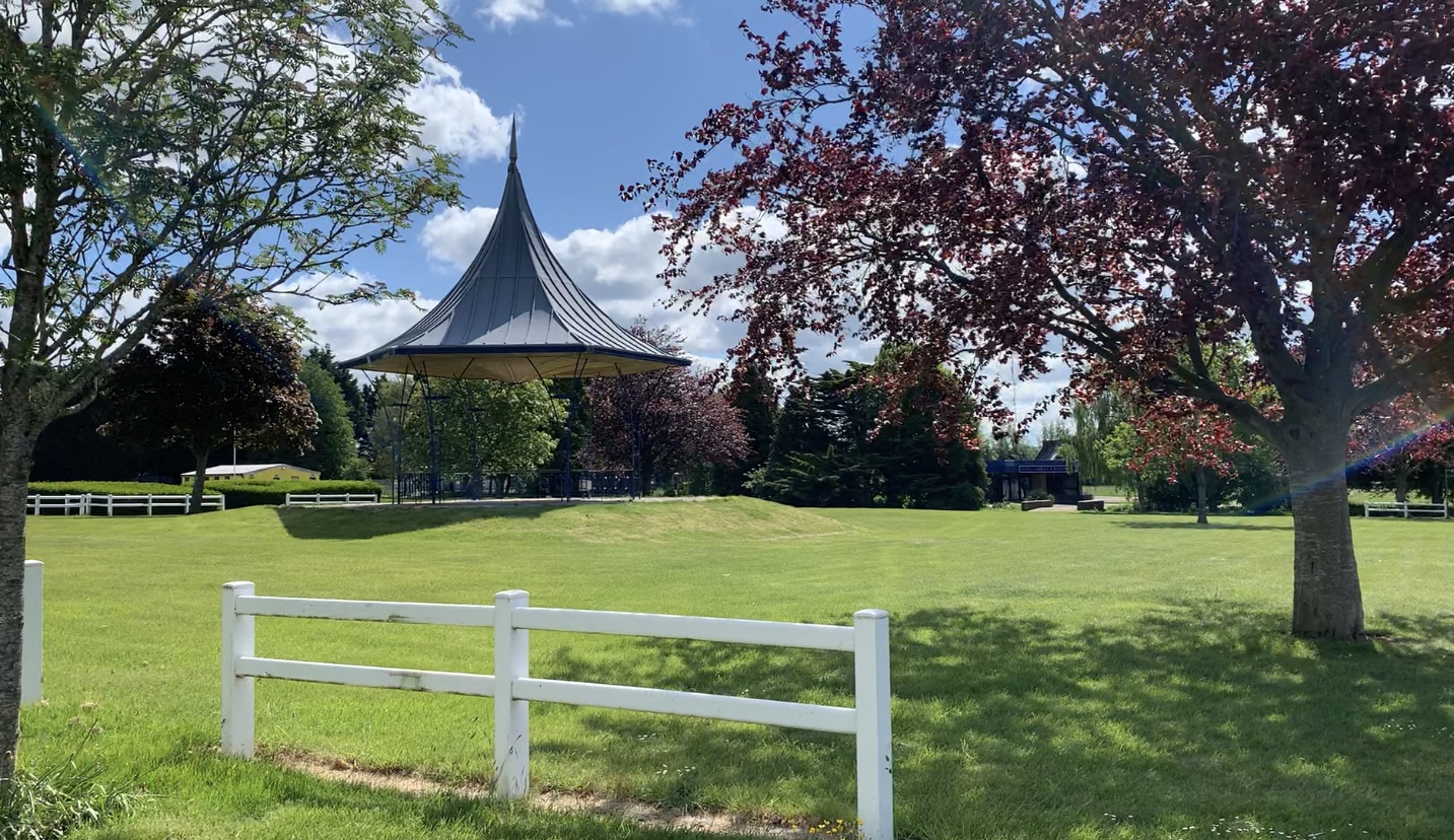 Outdoor Events - yho5kbf52pl.jpg