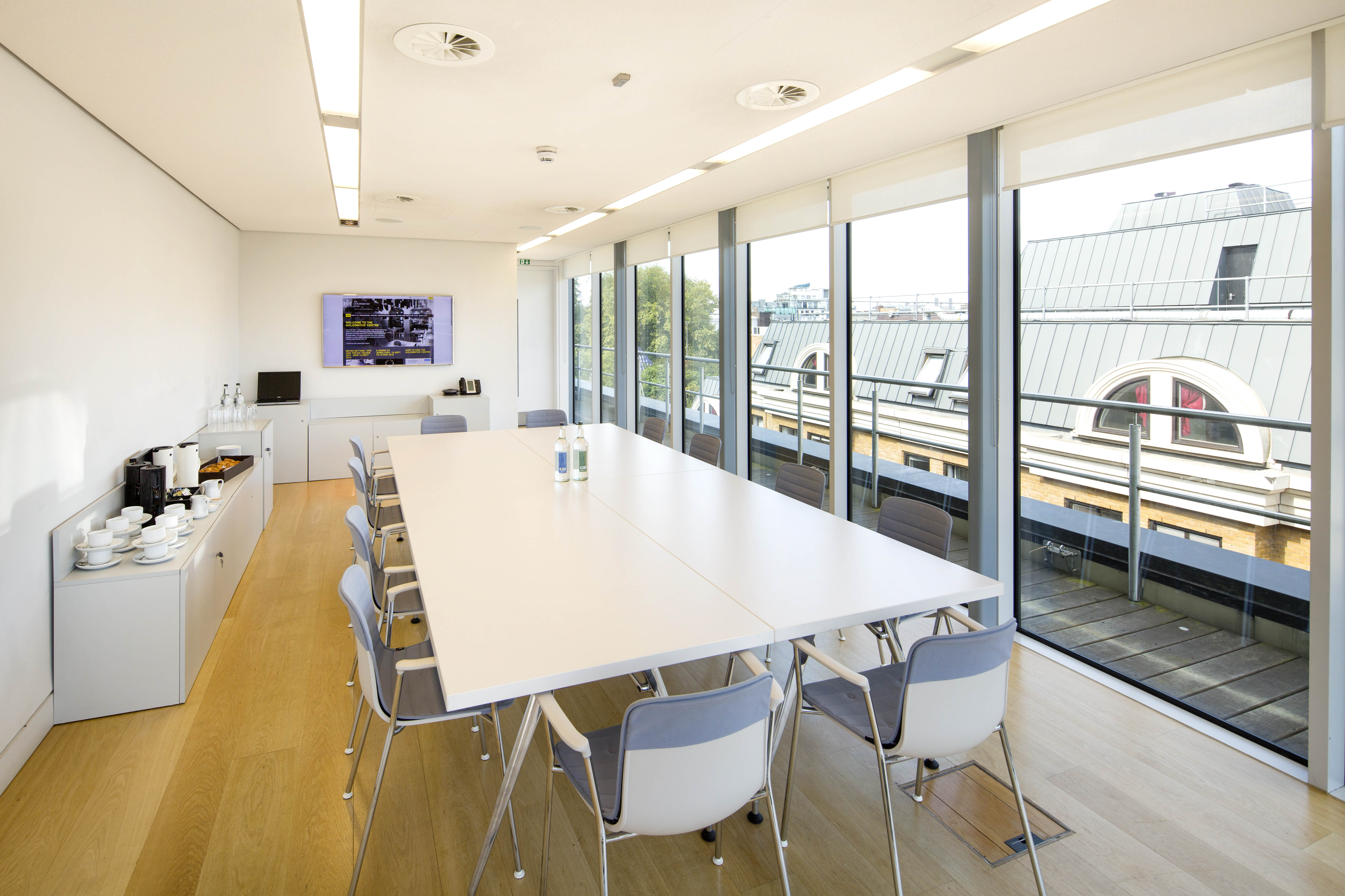 Agas Harding Board Room with spacious table, ideal for corporate meetings and workshops.
