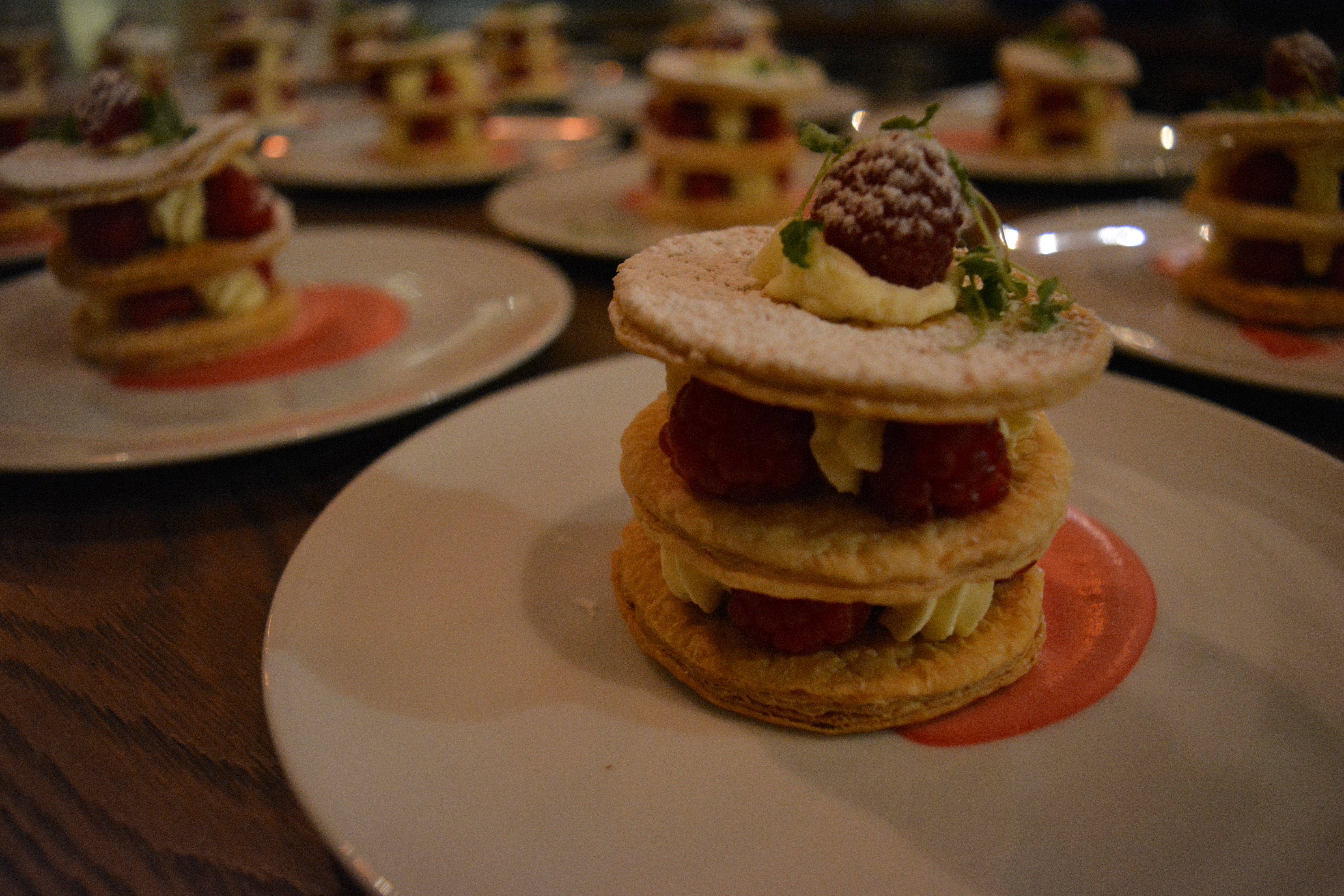 Bench - 51jododdfic.JPG