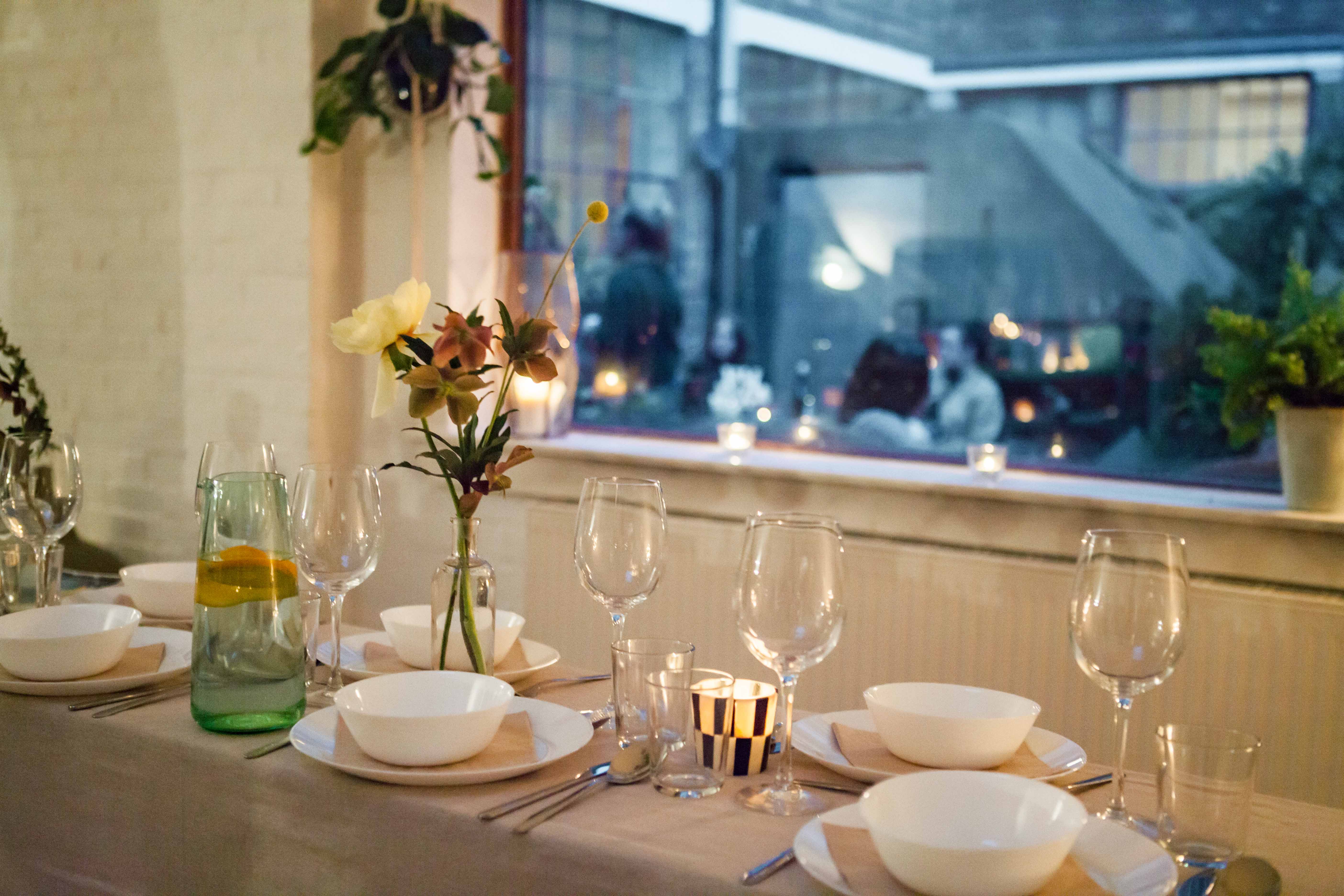 STUDIO - l42jt2ocyku.jpg