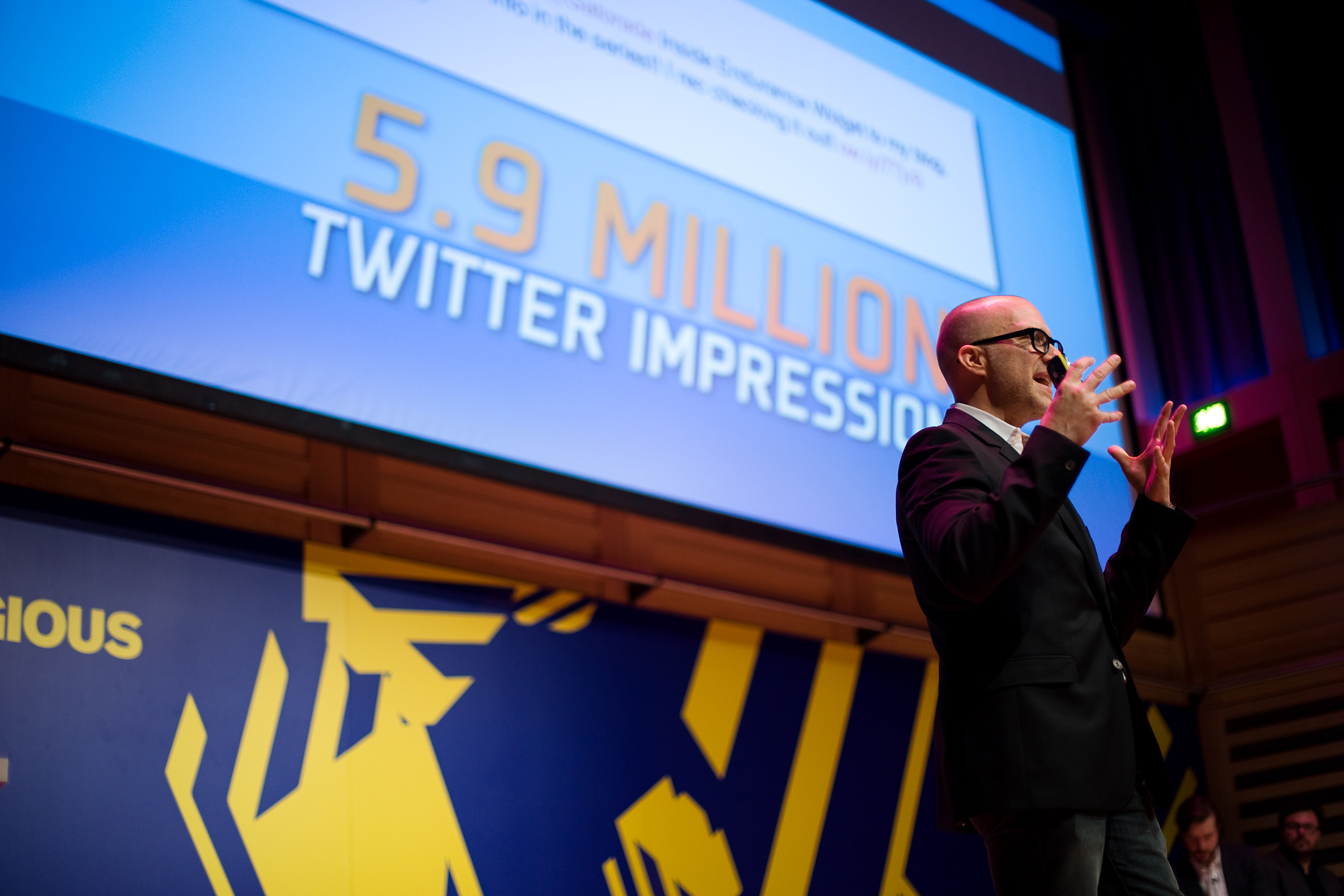 Hall One - io0mwsb4eol.jpg