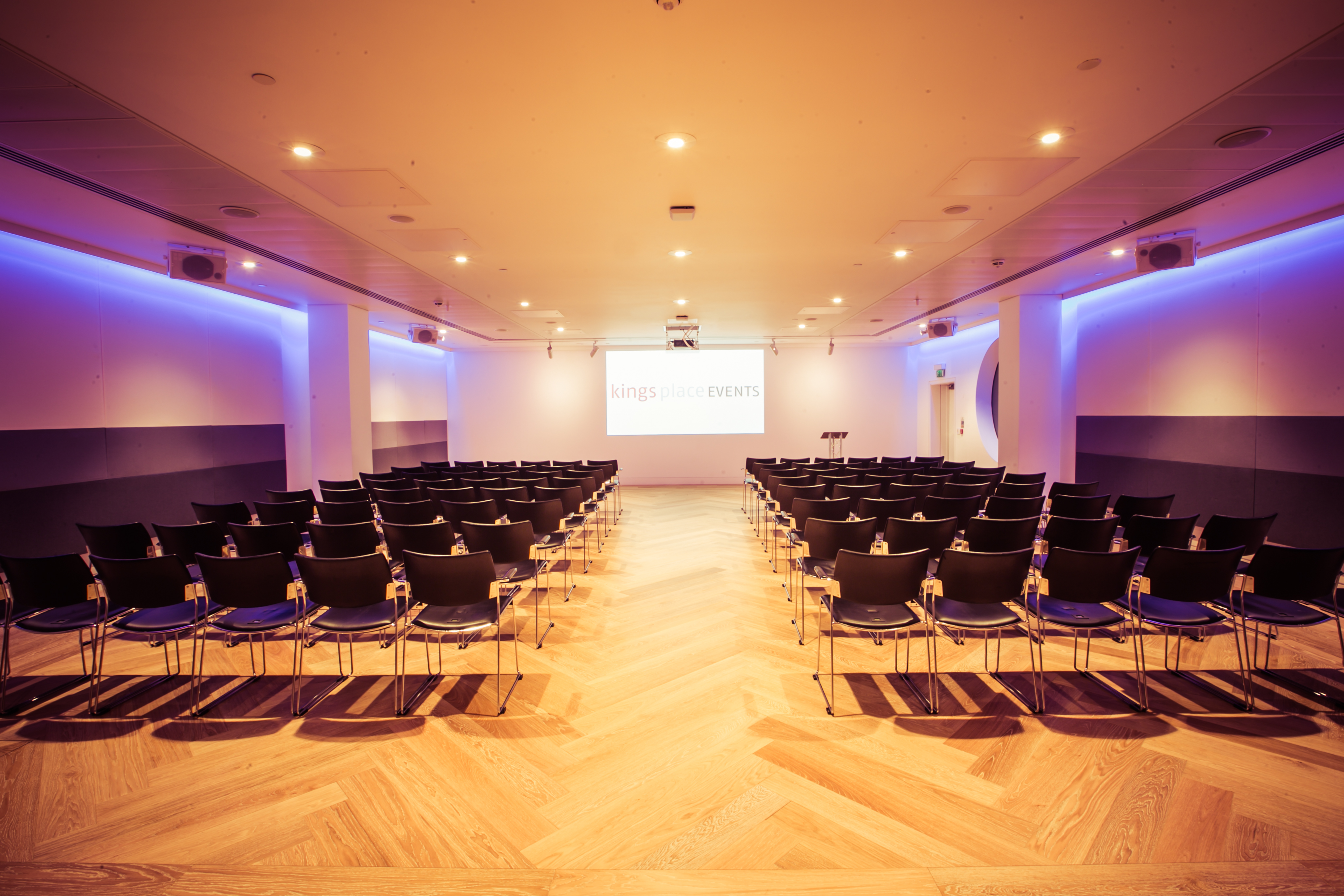 St Pancras Room - omktykxwl0i.jpg