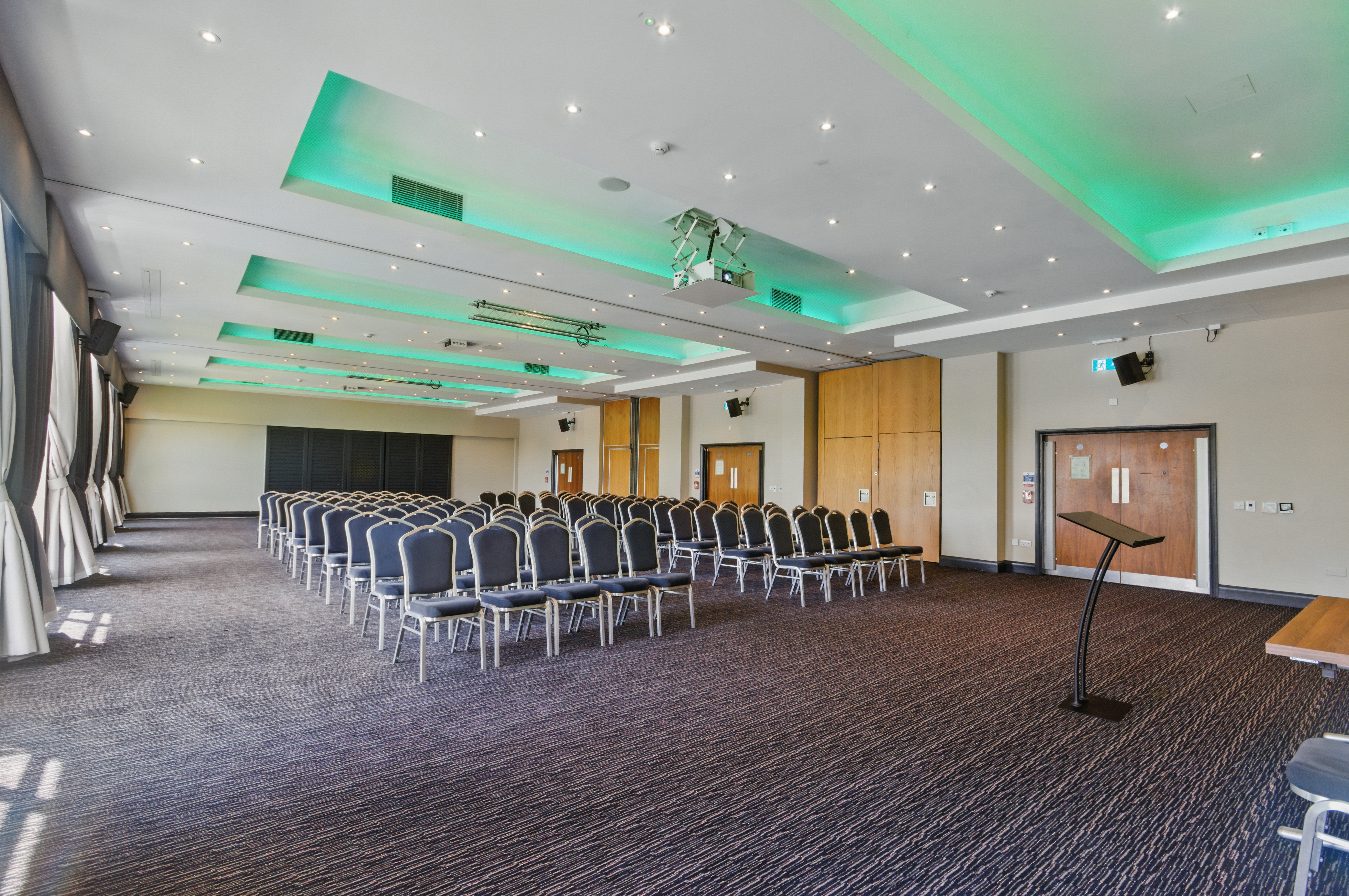 Serengeti Suite at Chessington: modern event space for corporate meetings and conferences.