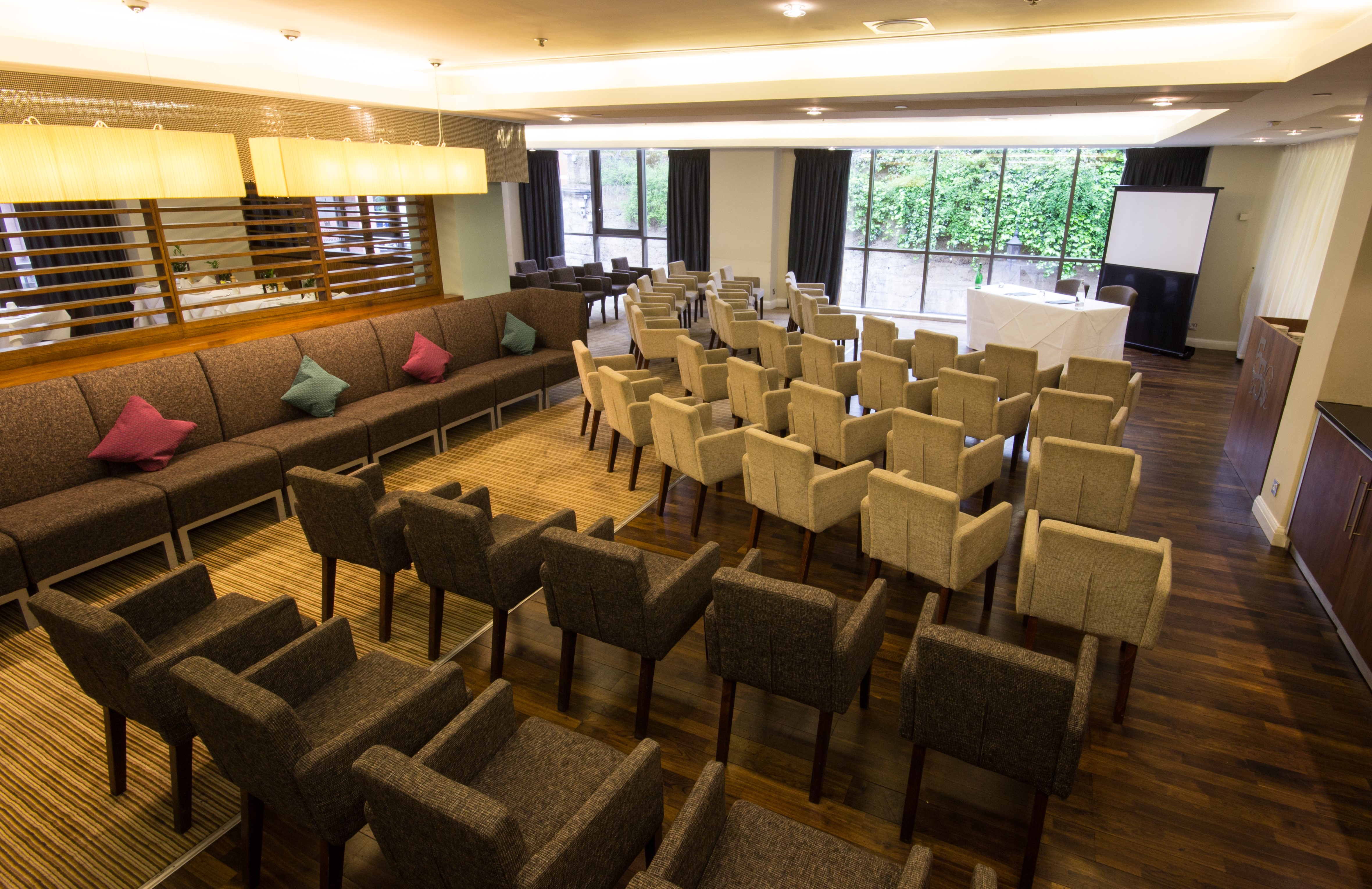 55 Restaurant  - 0gsfjsj0c5q.jpg