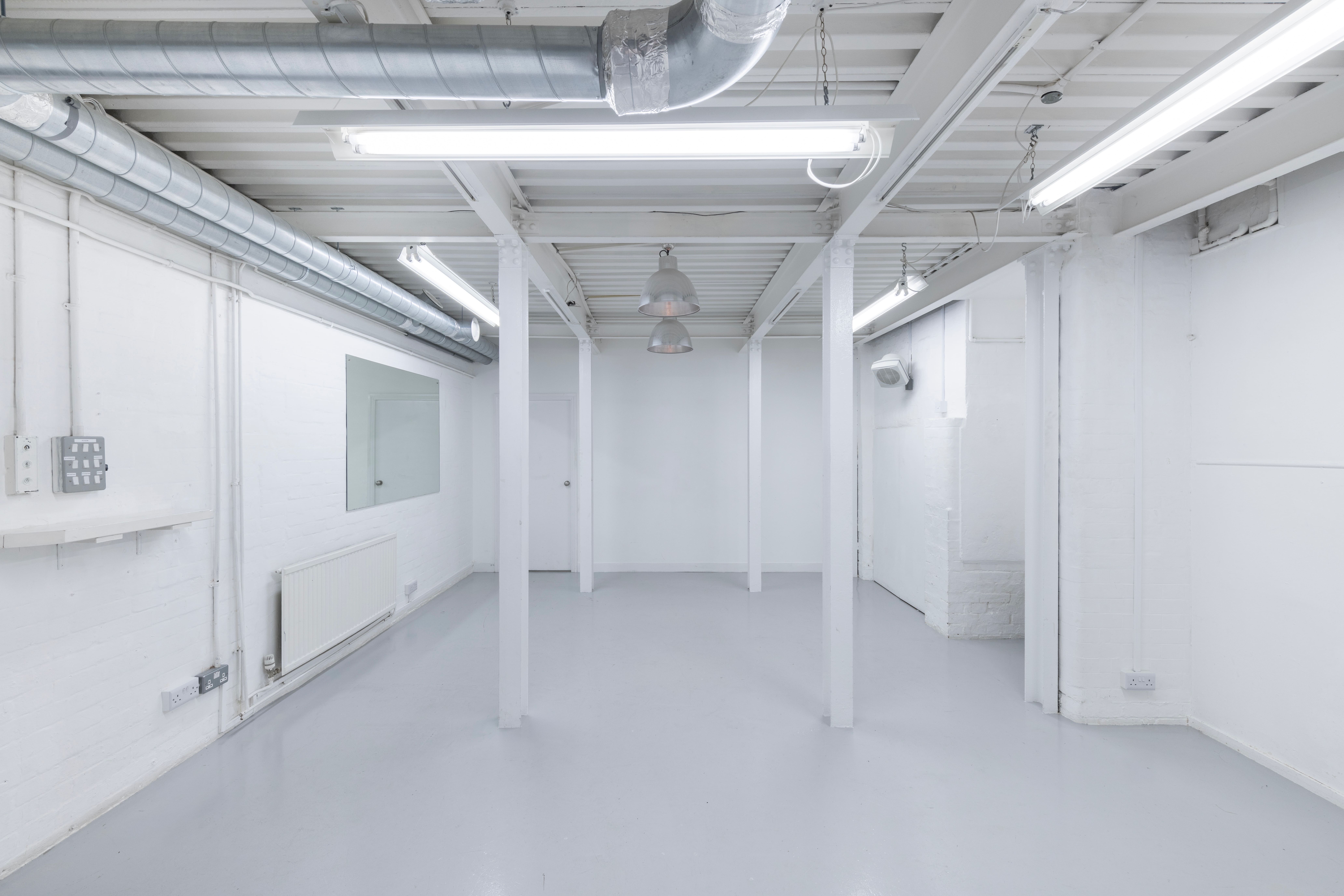 Whole venue - fkhawpvhtu5.jpg