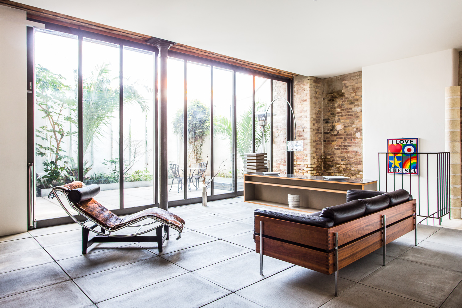 Modern meeting space in Dingley, Sizona with large windows and greenery for events.