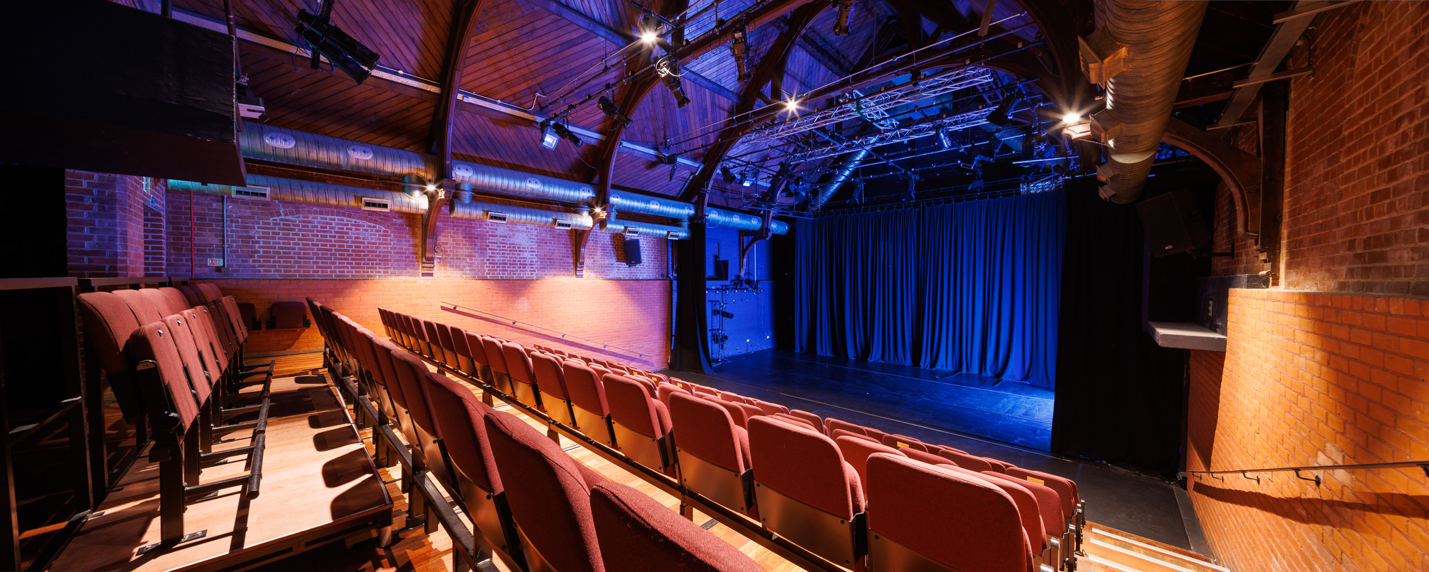 Theatre - d33a4da4-4adf-455f-9ffc-1c67afec0f77.jpg