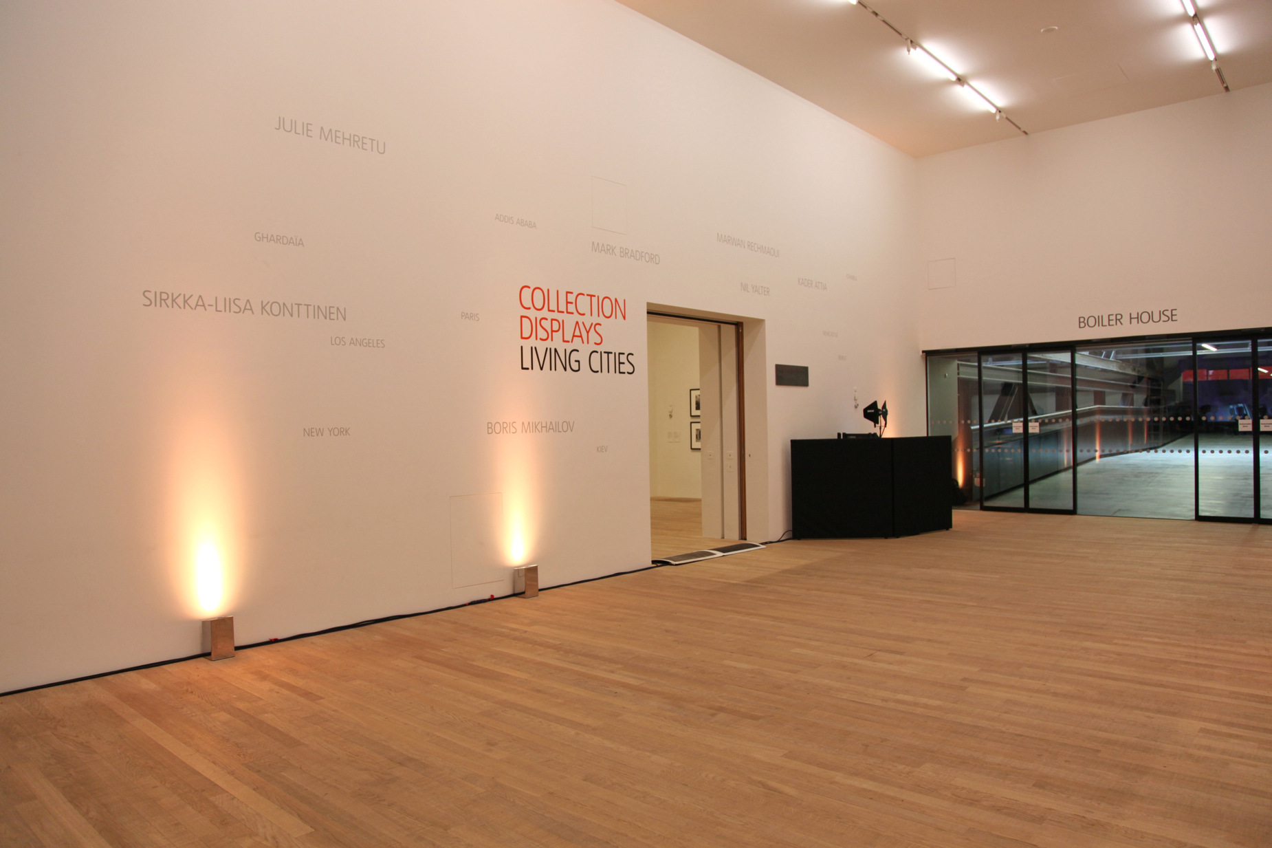 Blavatnik Building event space with warm lighting, ideal for exhibitions and corporate gatherings.