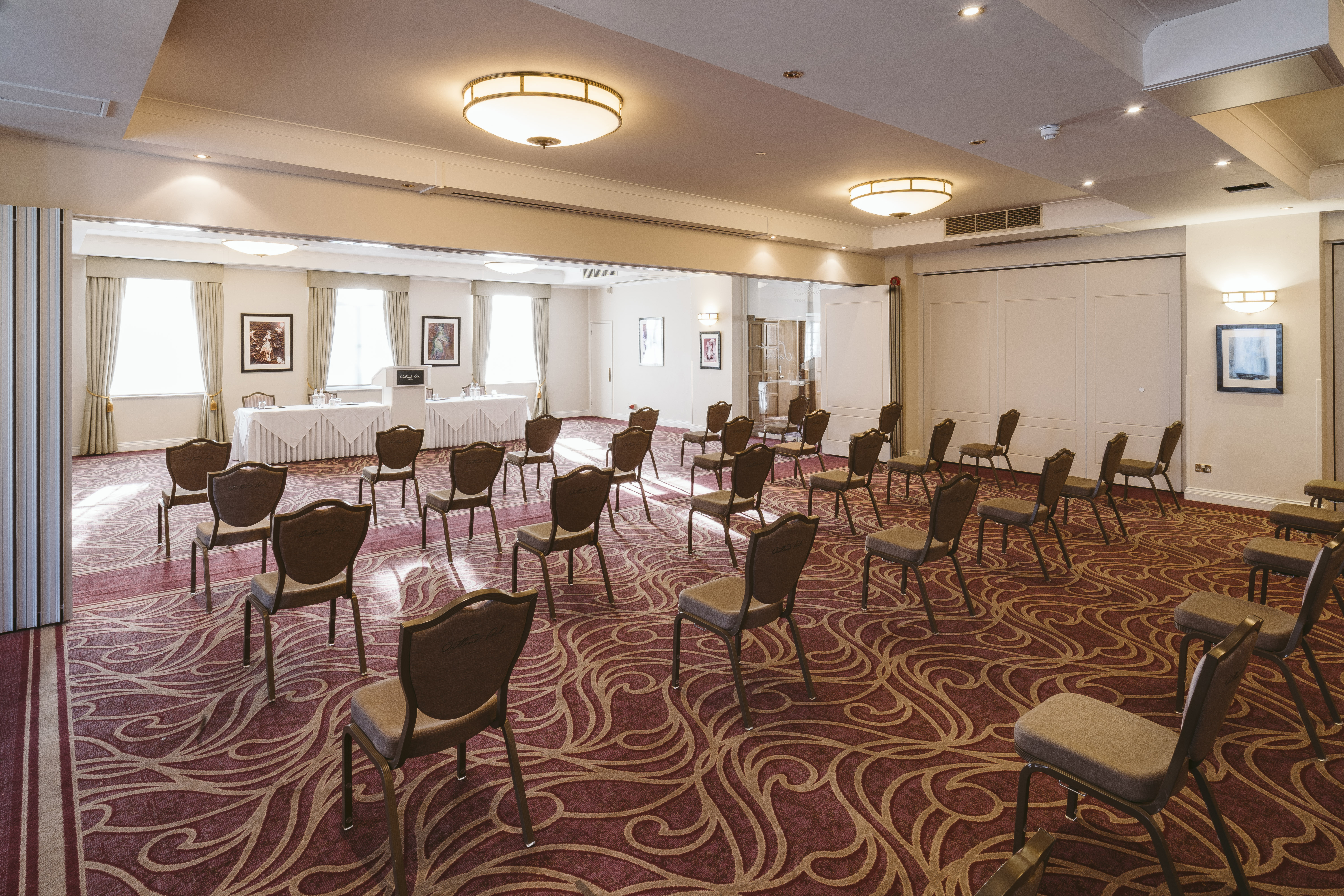 York Suite - p1uctdsawdl.jpg