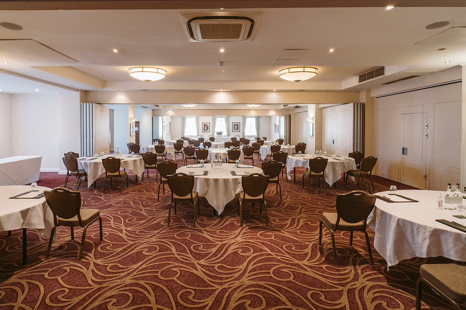 York Suite at Oatlands Park Hotel, bright meeting room for conferences and banquets.