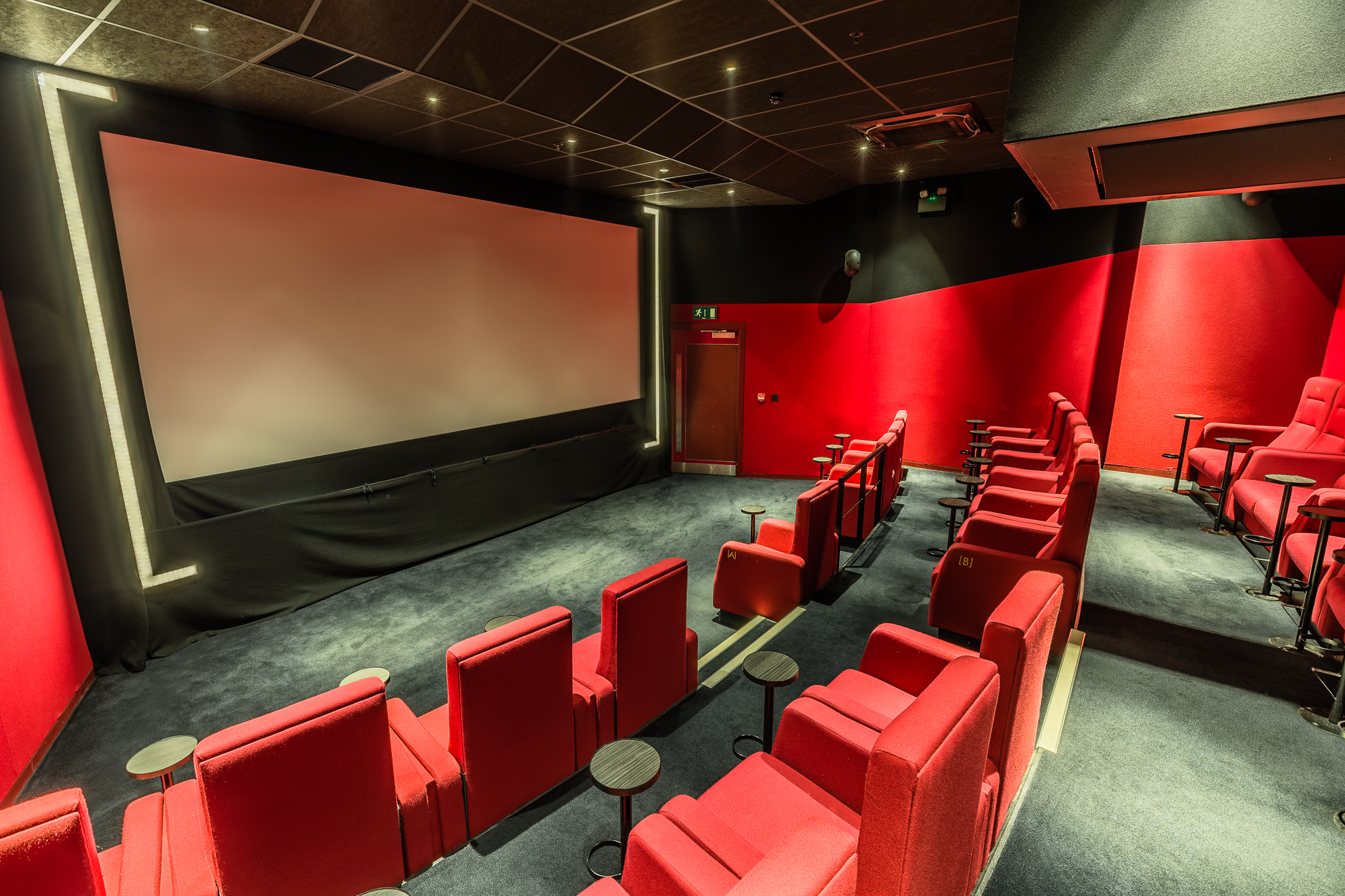 Curzon Victoria - Cinema Screen Three - wul40j5plpx.jpg
