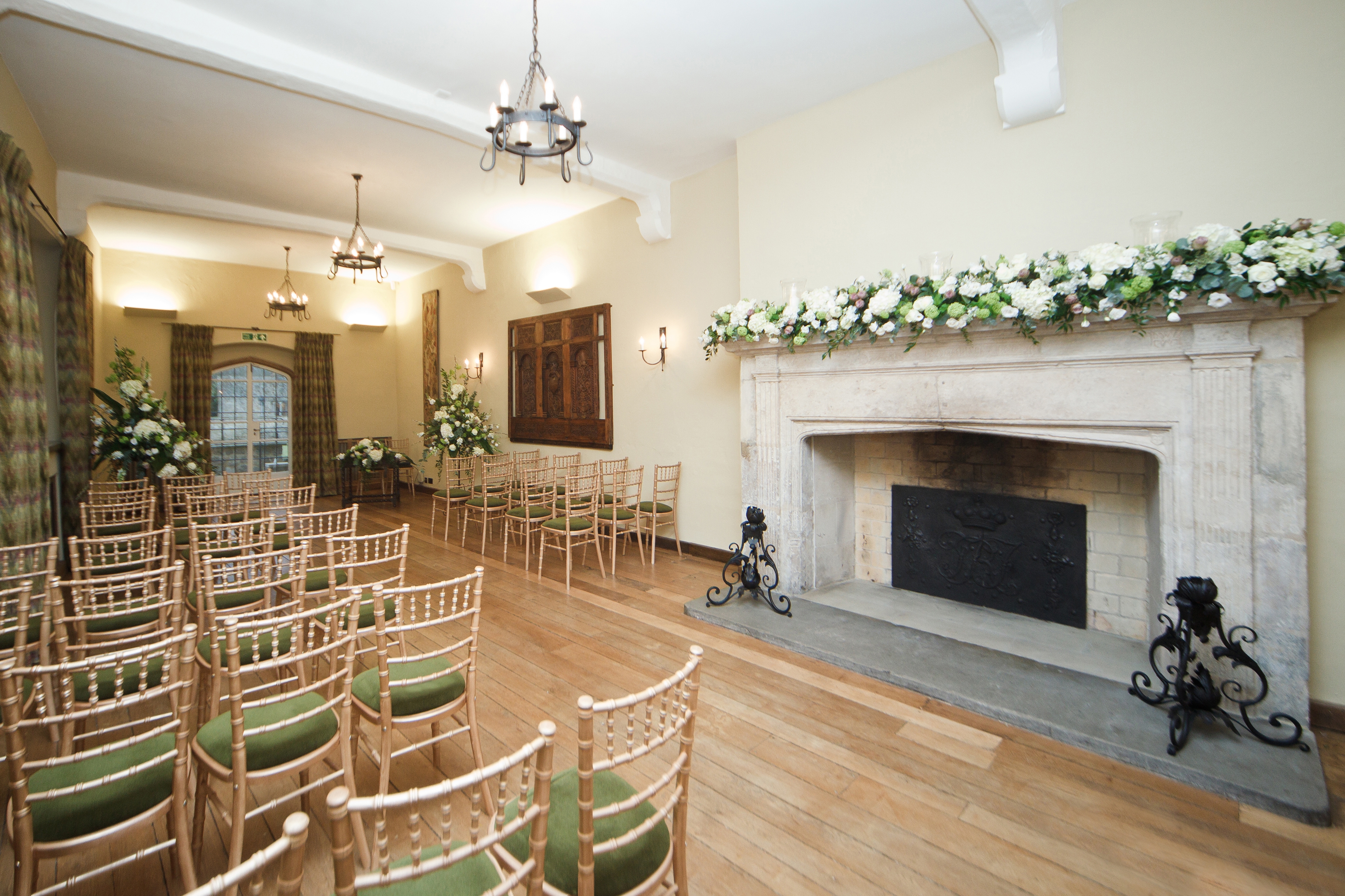 The Maiden's Tower - Tudor Hall & Long Gallery - kdodawkt1td.JPG