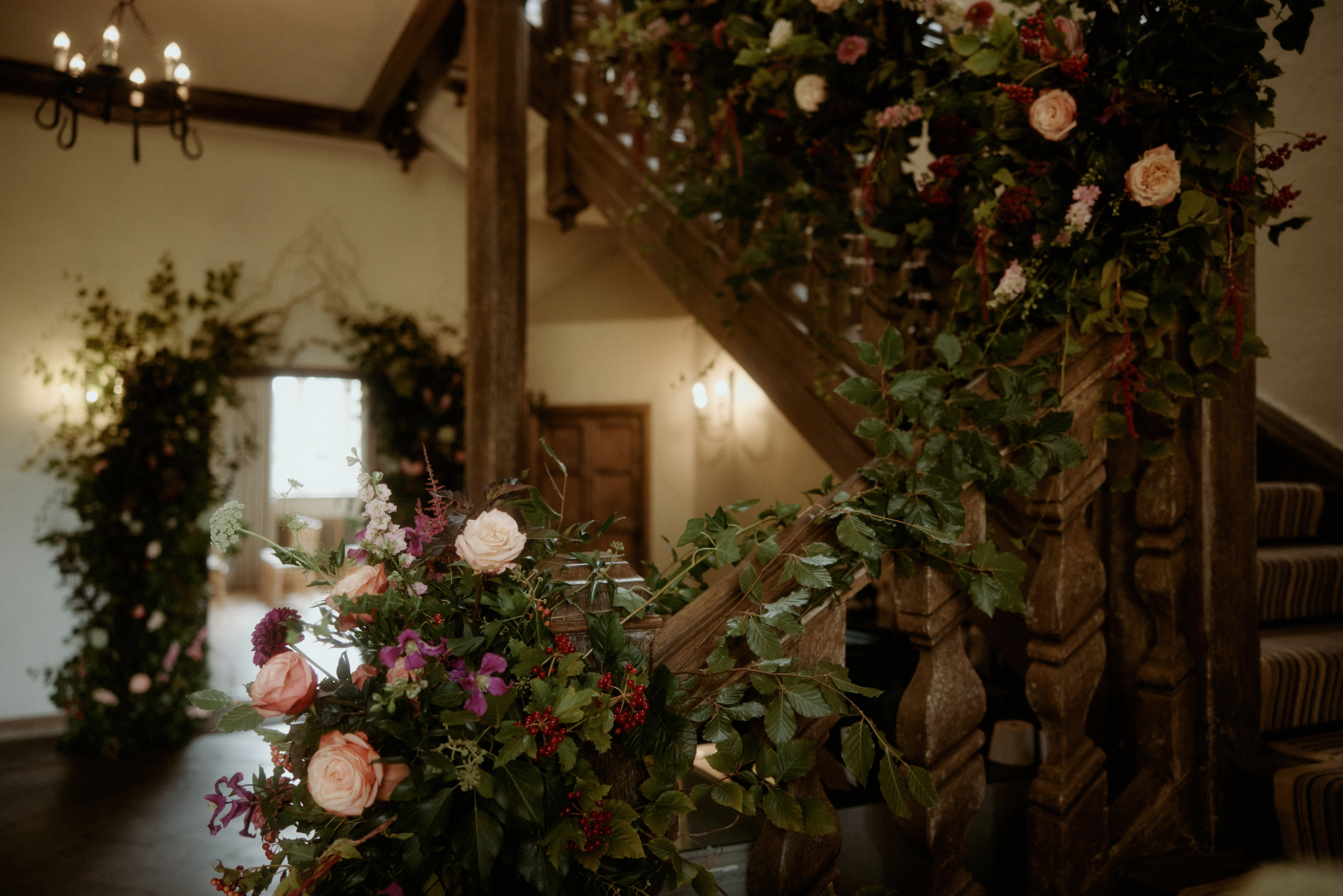 The Maiden's Tower - Tudor Hall & Long Gallery - fjqtttdb0wi.jpg