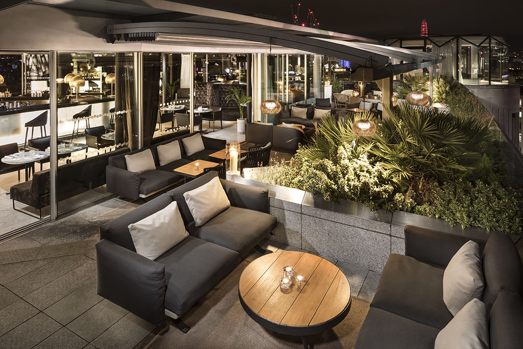 Stylish rooftop lounge at Radio Rooftop London for intimate gatherings and cocktail parties.