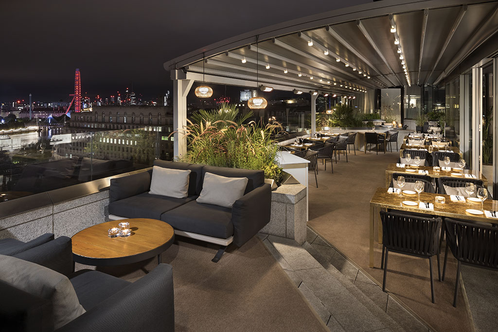 Stylish rooftop venue at Radio Rooftop London for upscale events and private dinners.