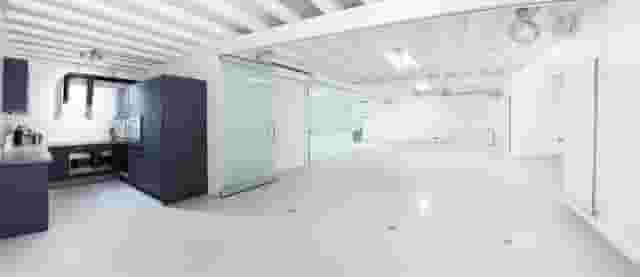 Exclusive - Blank Canvas