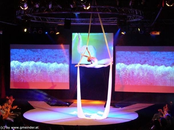 The Big Hall - x0aga3n0iqe.JPG