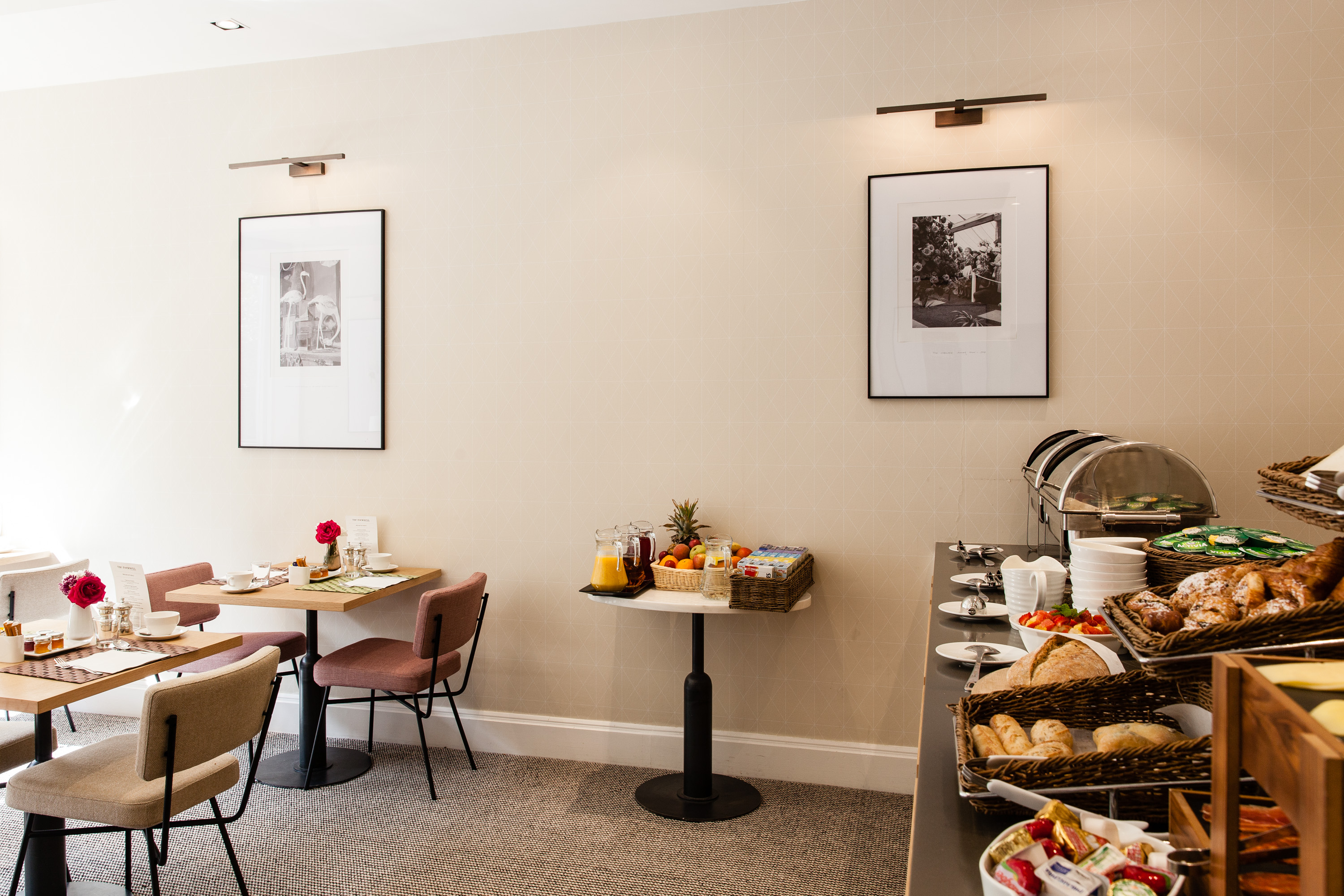 Meeting Room - ngxj4zjvyxf.jpg