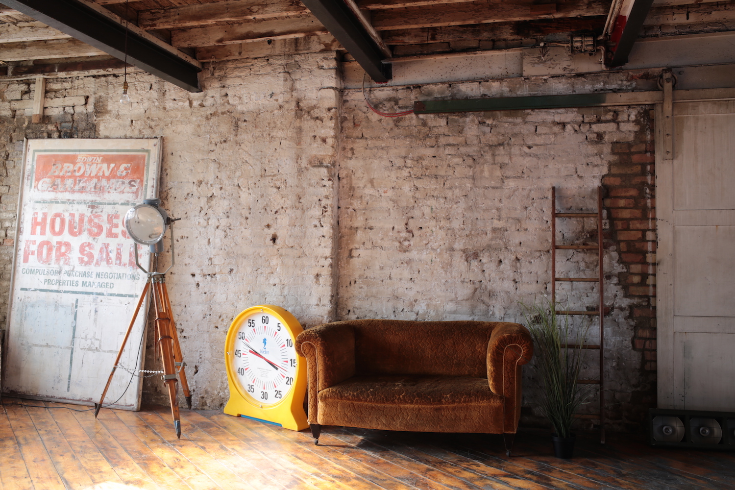 Whole Venue - 5ym1mkov5zm.JPG