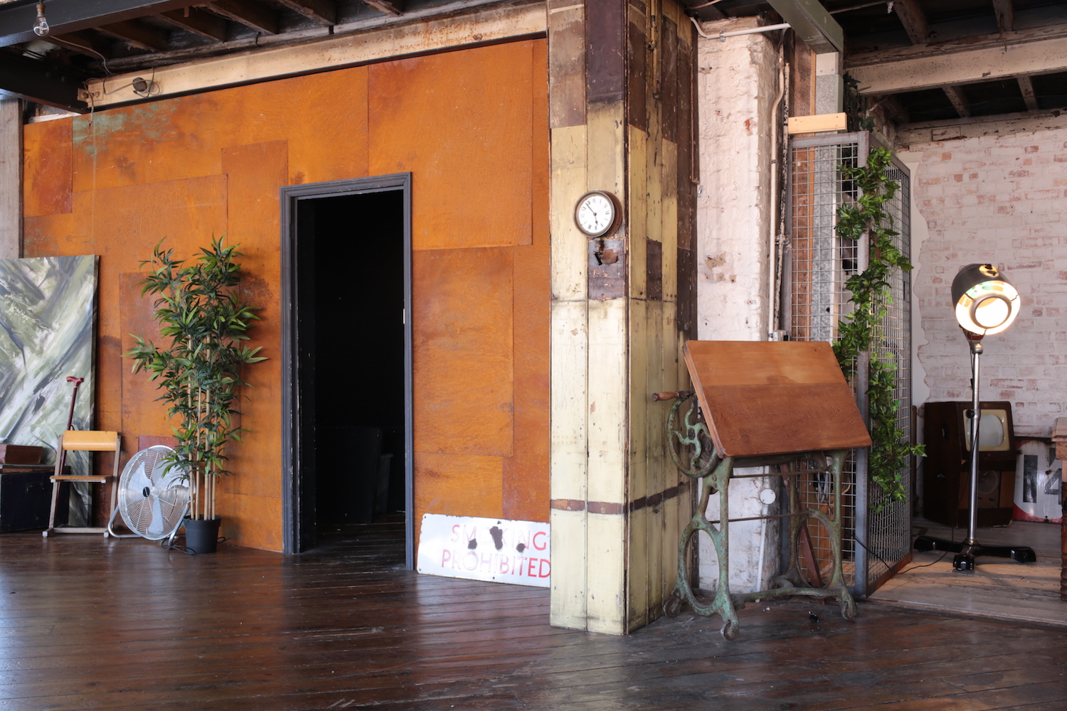 Whole Venue - pco2wi4vvkl.JPG