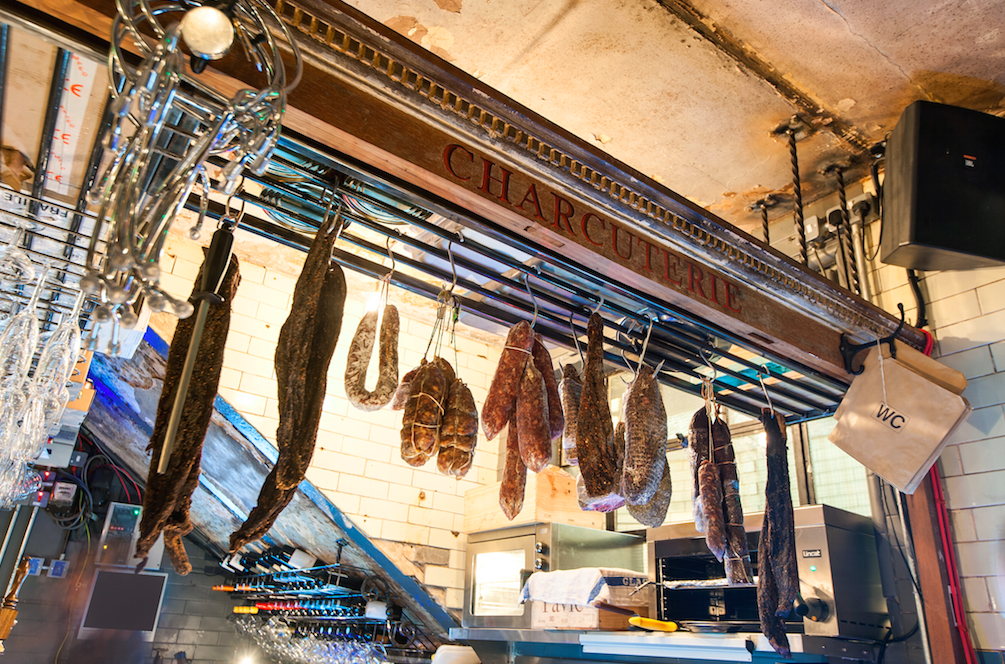 Wine Bar In Converted Loo - sfrswjex2fu.png