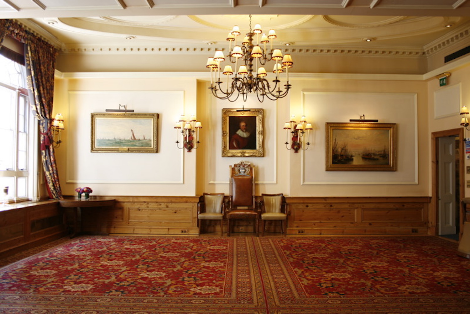 Whole Venue - o1lvc044ggo.jpg