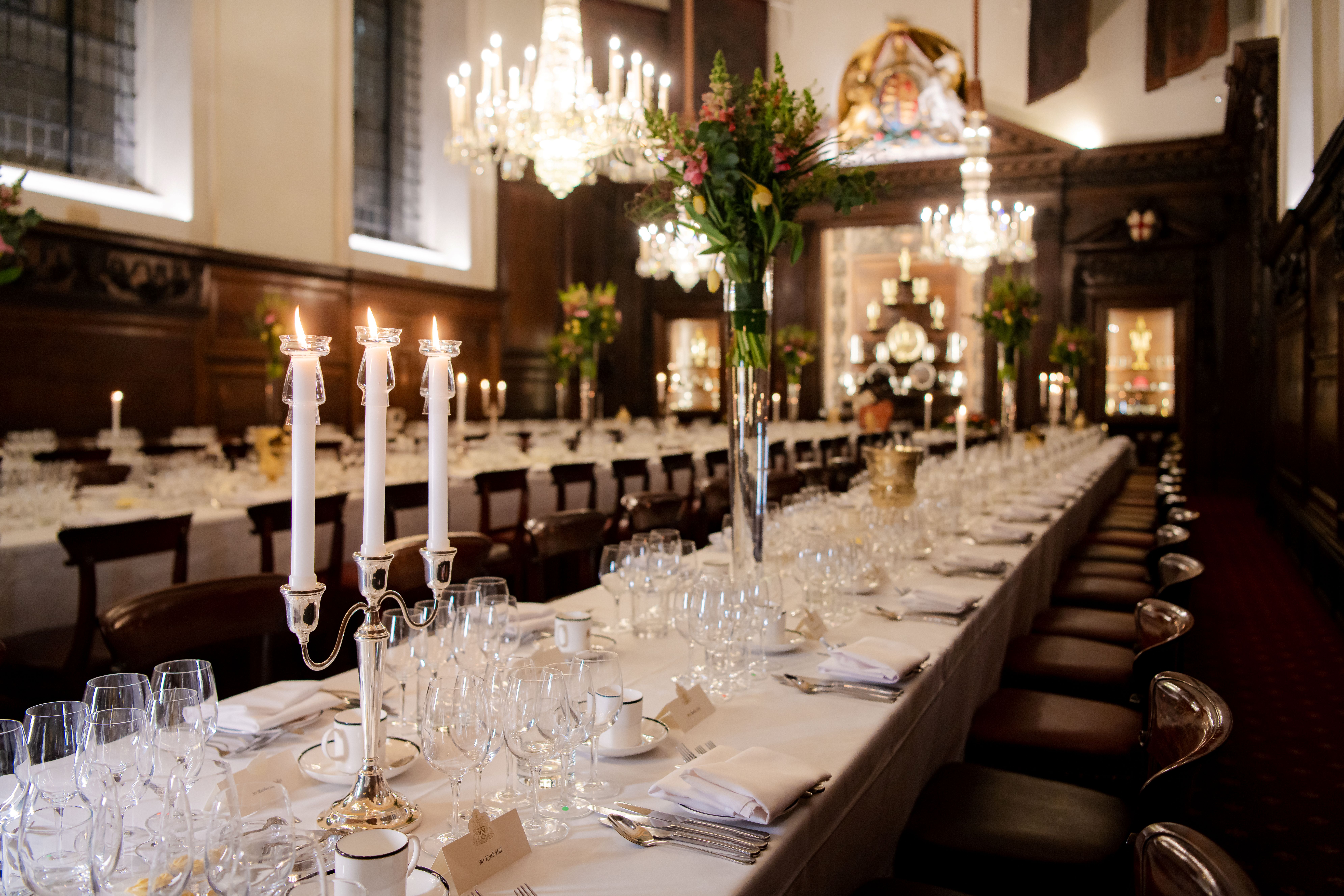 Livery Hall - 2dakckggk0h.jpg