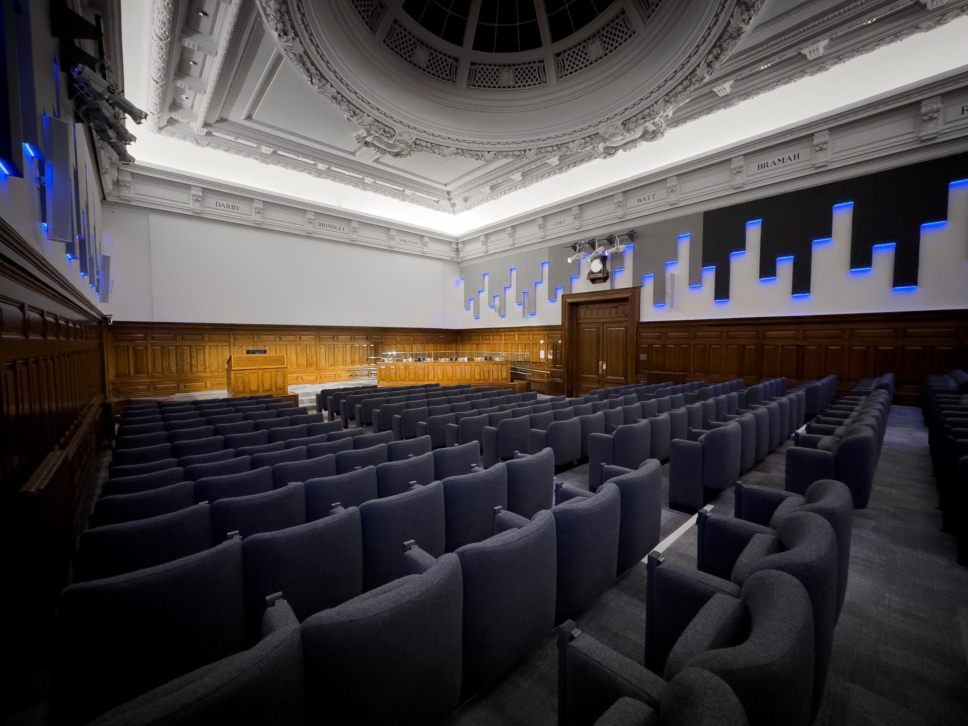 Telford Theatre - cvl3lp3ctrq.jpg