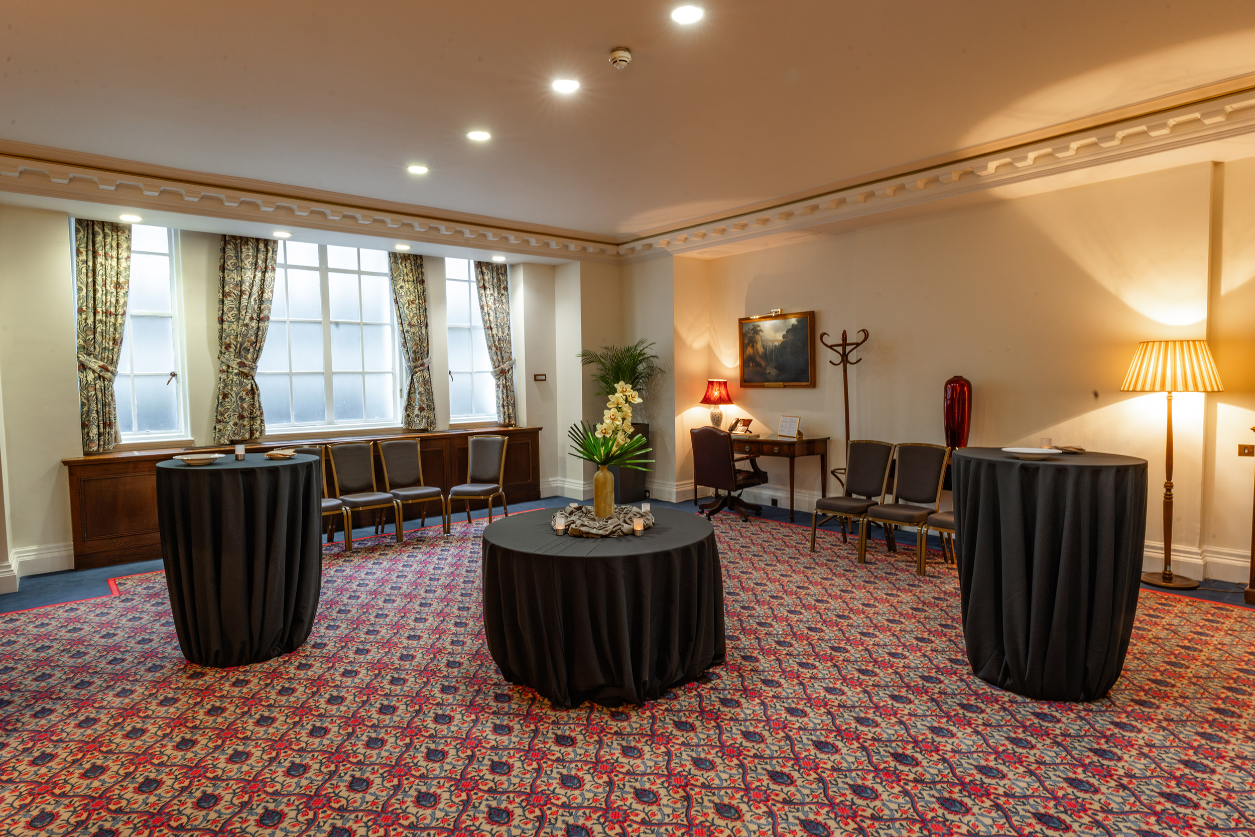 Event venue, dining room, reception, networking