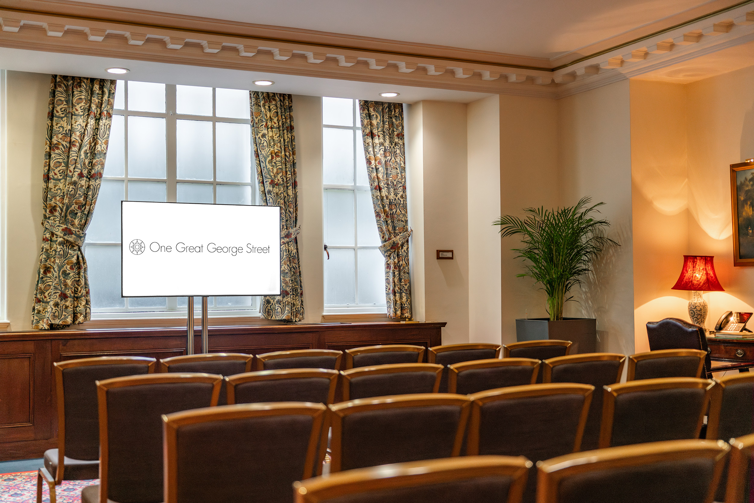 Presidential meeting room, classic event setup, boardroom, seminar
