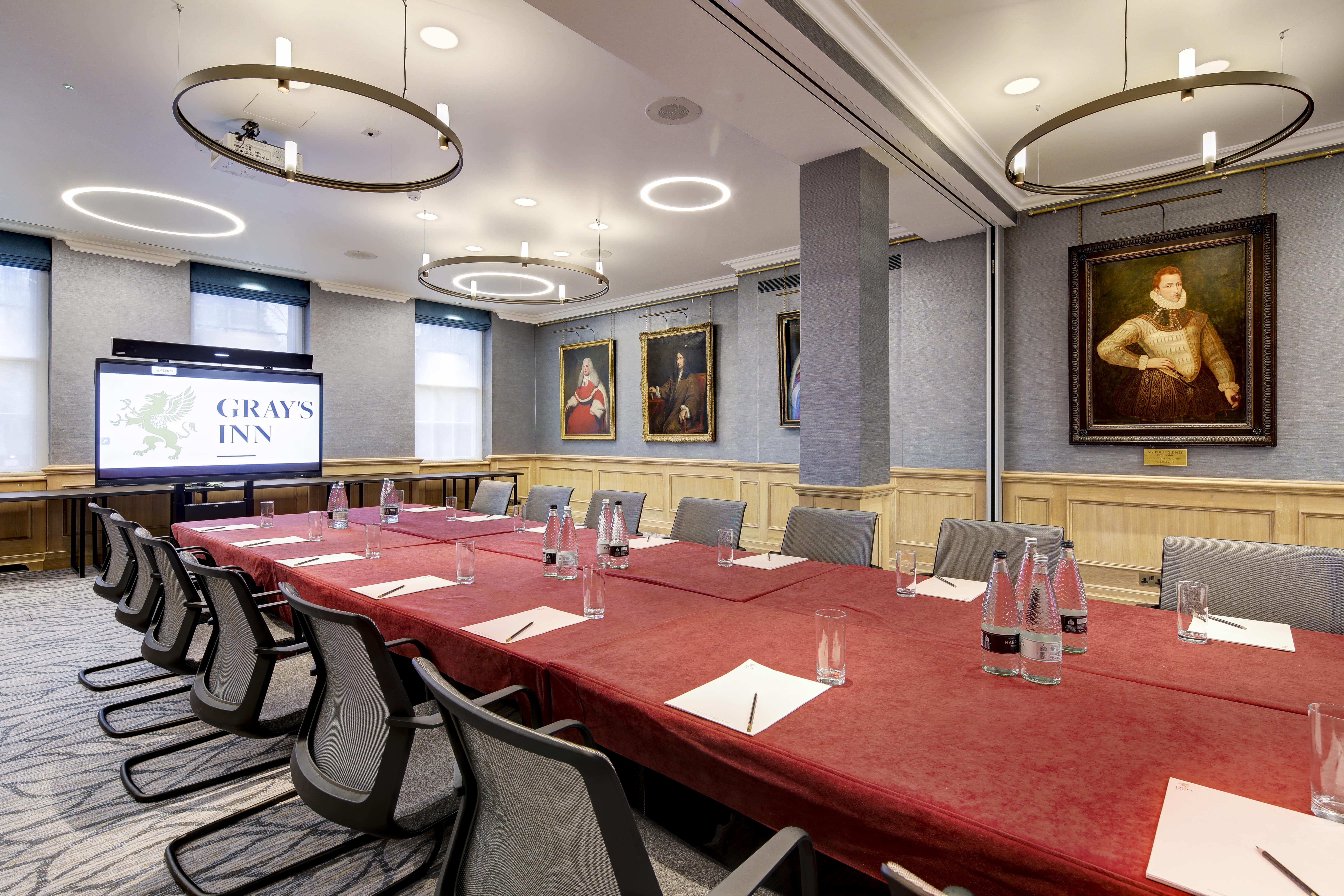 Bingham Room at Gray's Inn: elegant meeting space for corporate events and workshops.