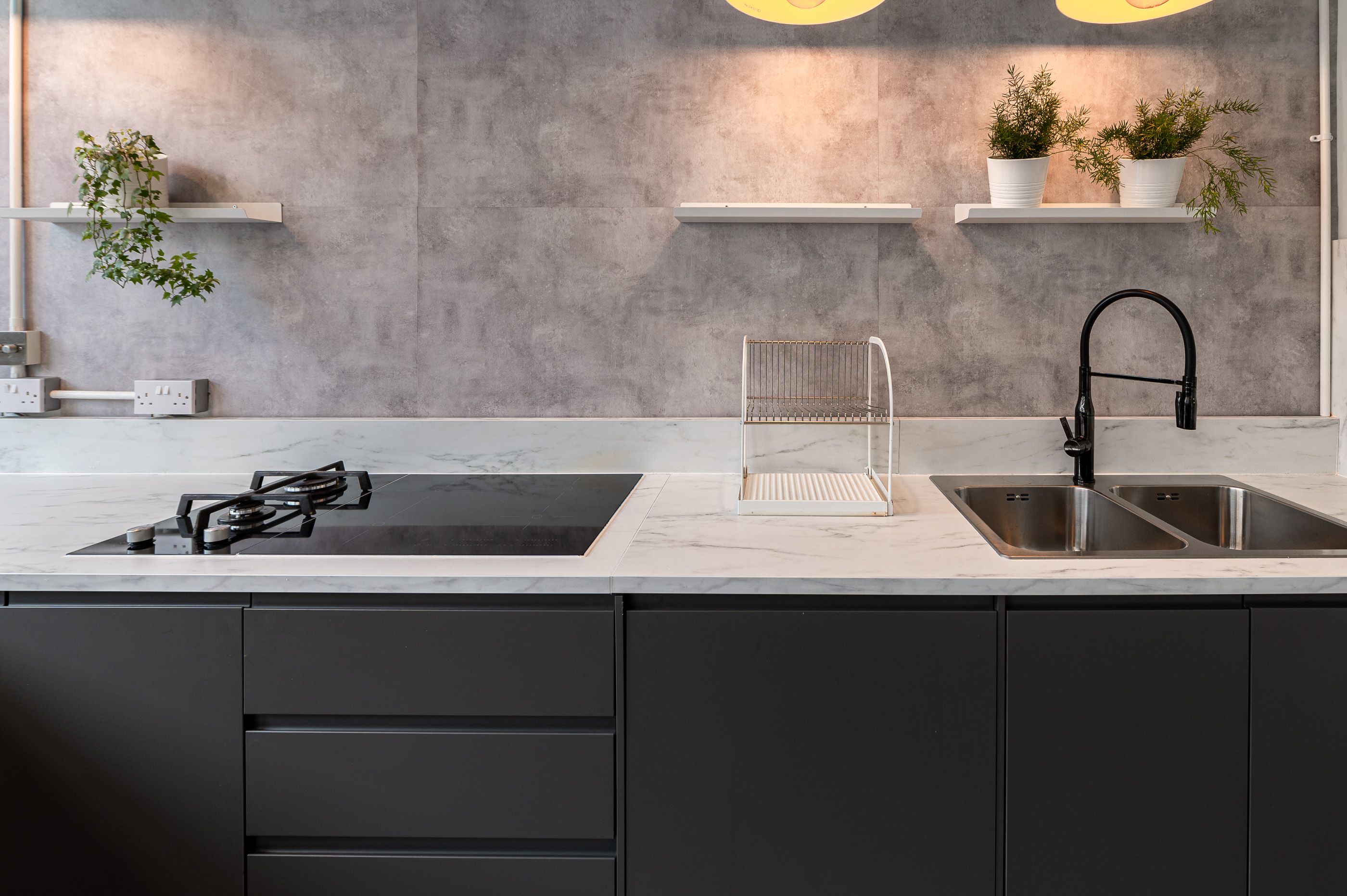 Studio 1 - jbfnxu3lxiv.jpg