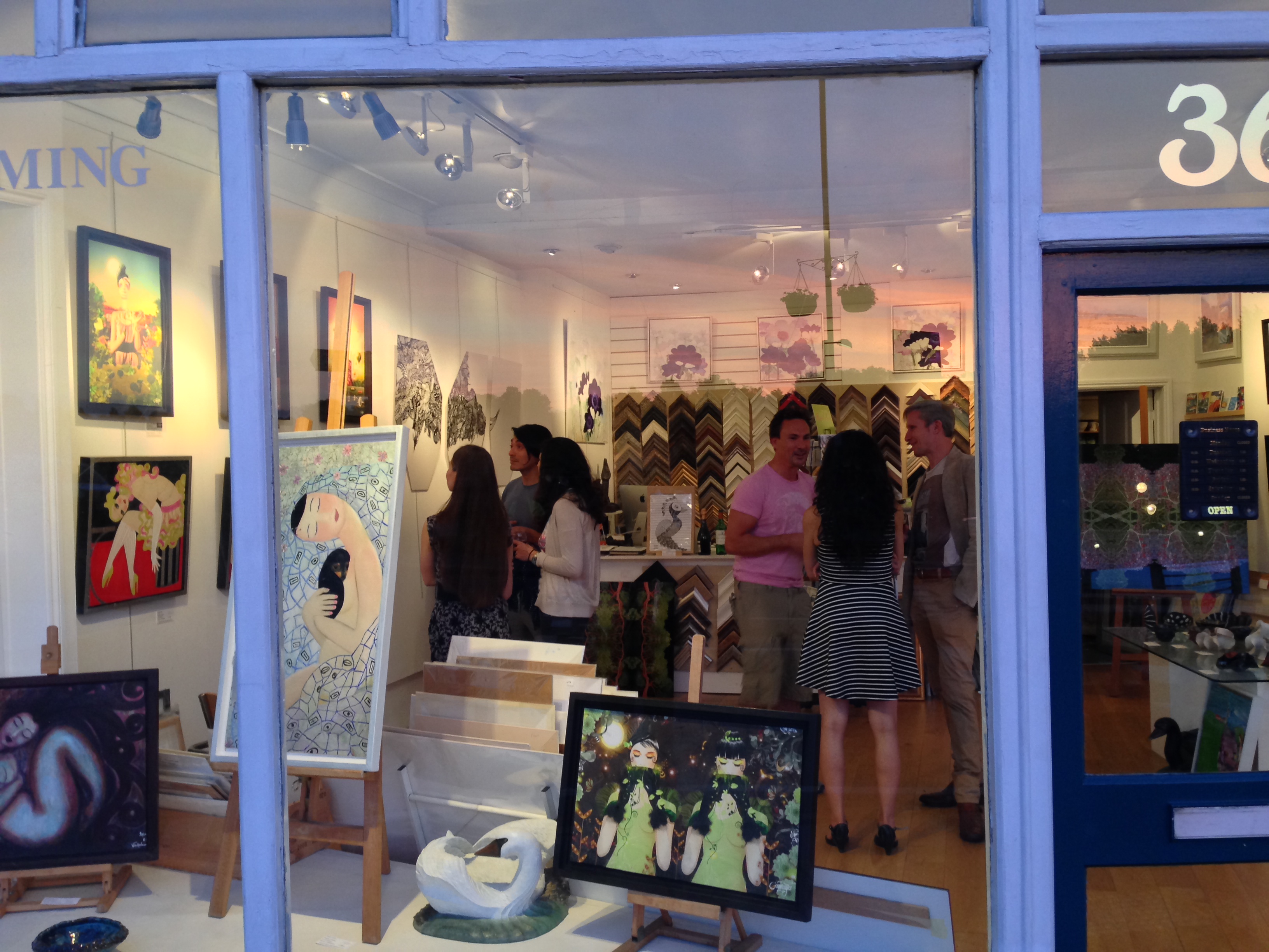 Vibrant Riverside Gallery with natural light, ideal for art showcases and networking events.
